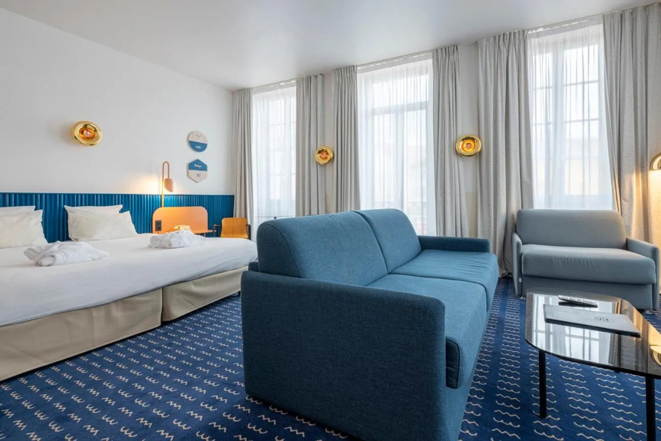 Bed in Hôtel du Palais de l'Isle