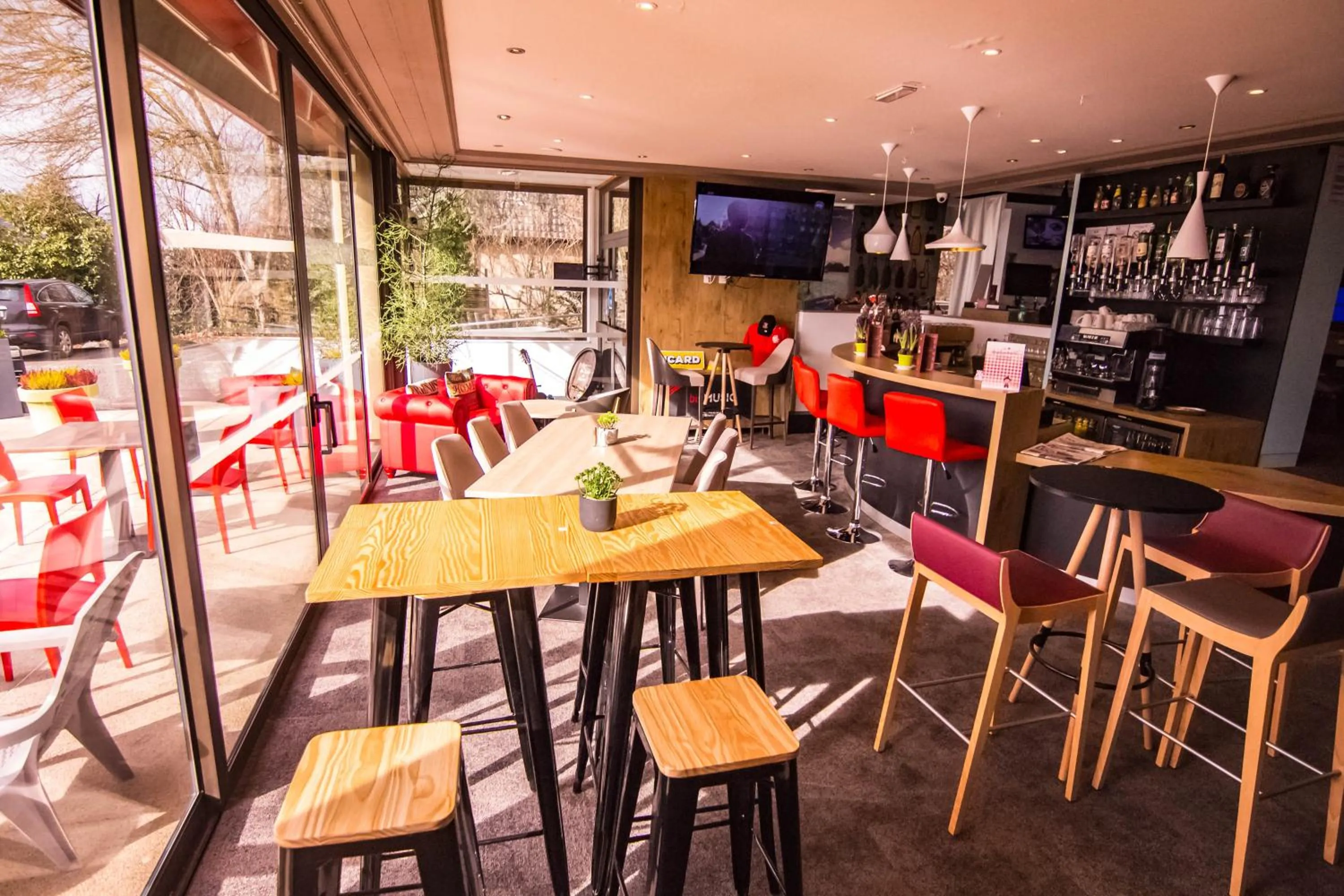 Restaurant/places to eat in ibis Colmar Est - Hotel Restaurant en Alsace