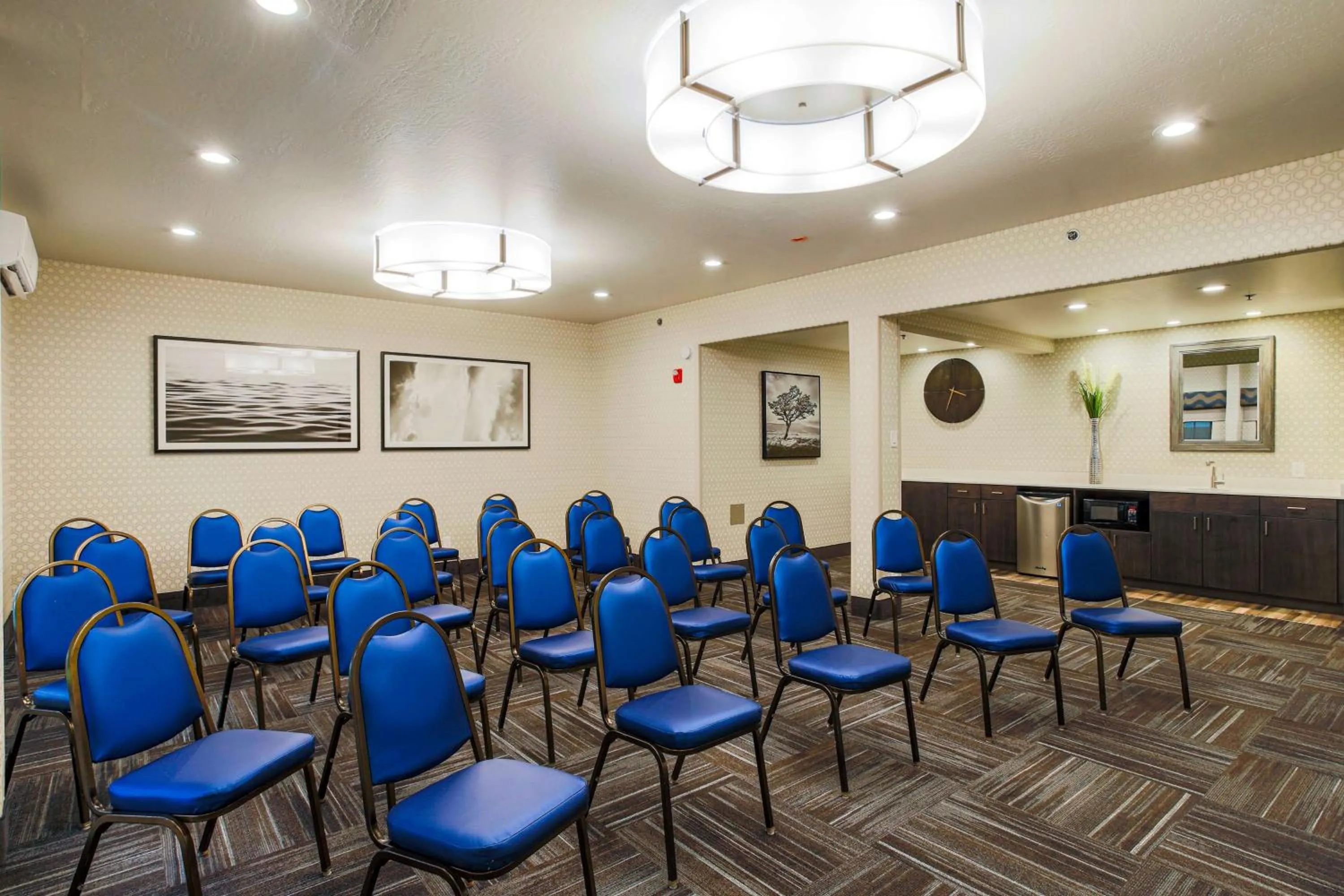 Meeting/conference room in Hampton Inn Prescott