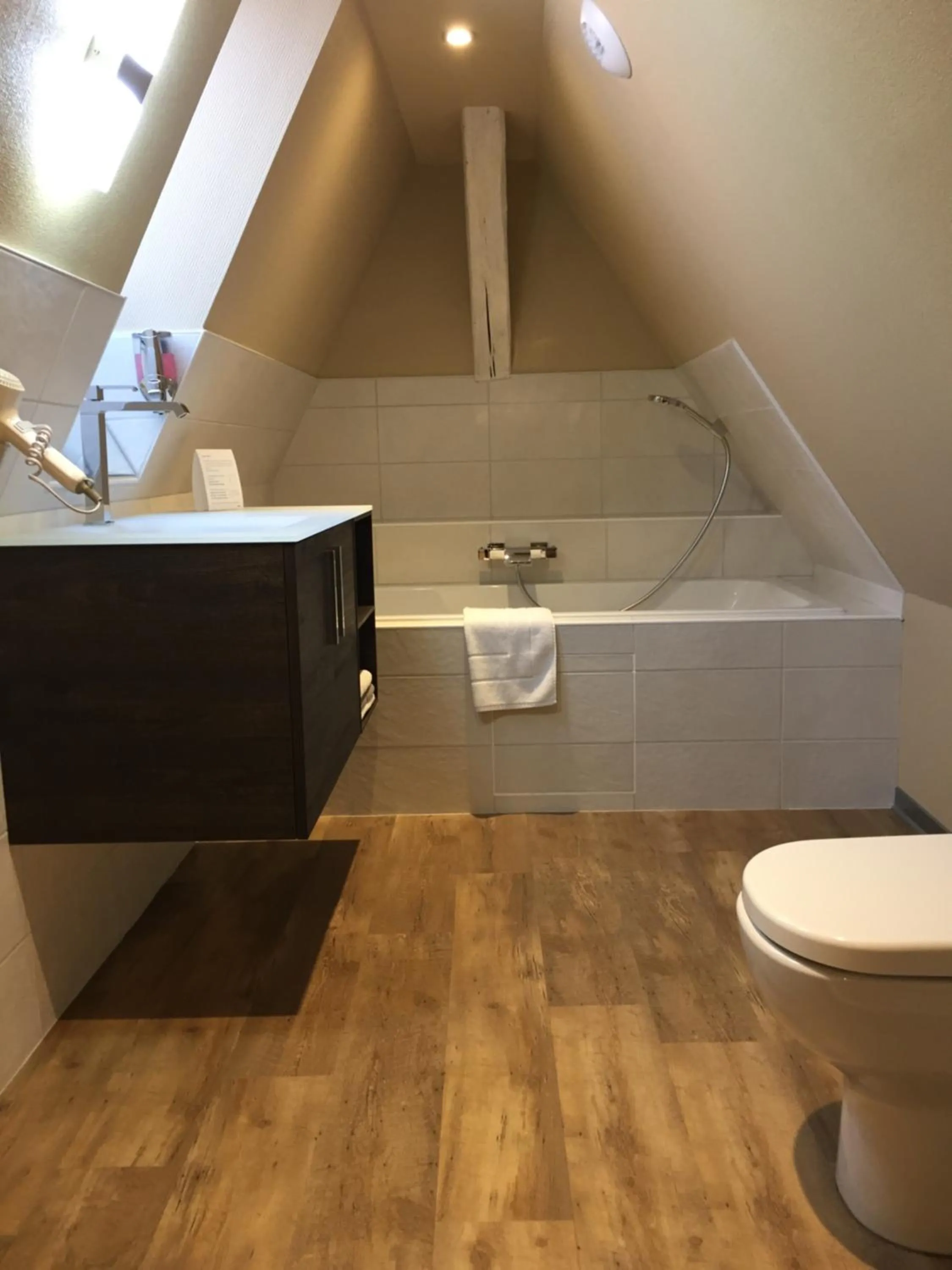 Toilet in Auberge Le Meisenberg