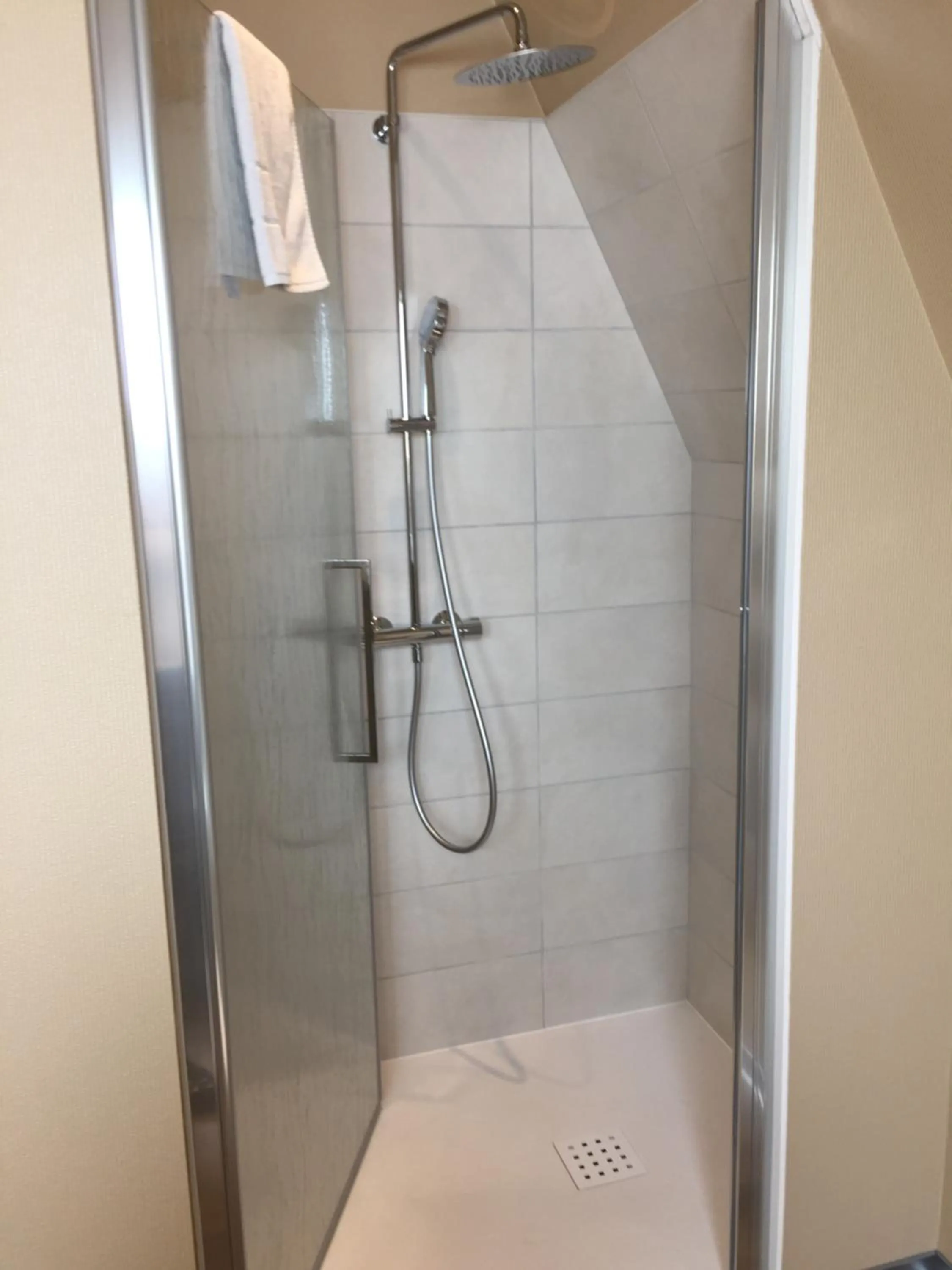 Shower in Auberge Le Meisenberg