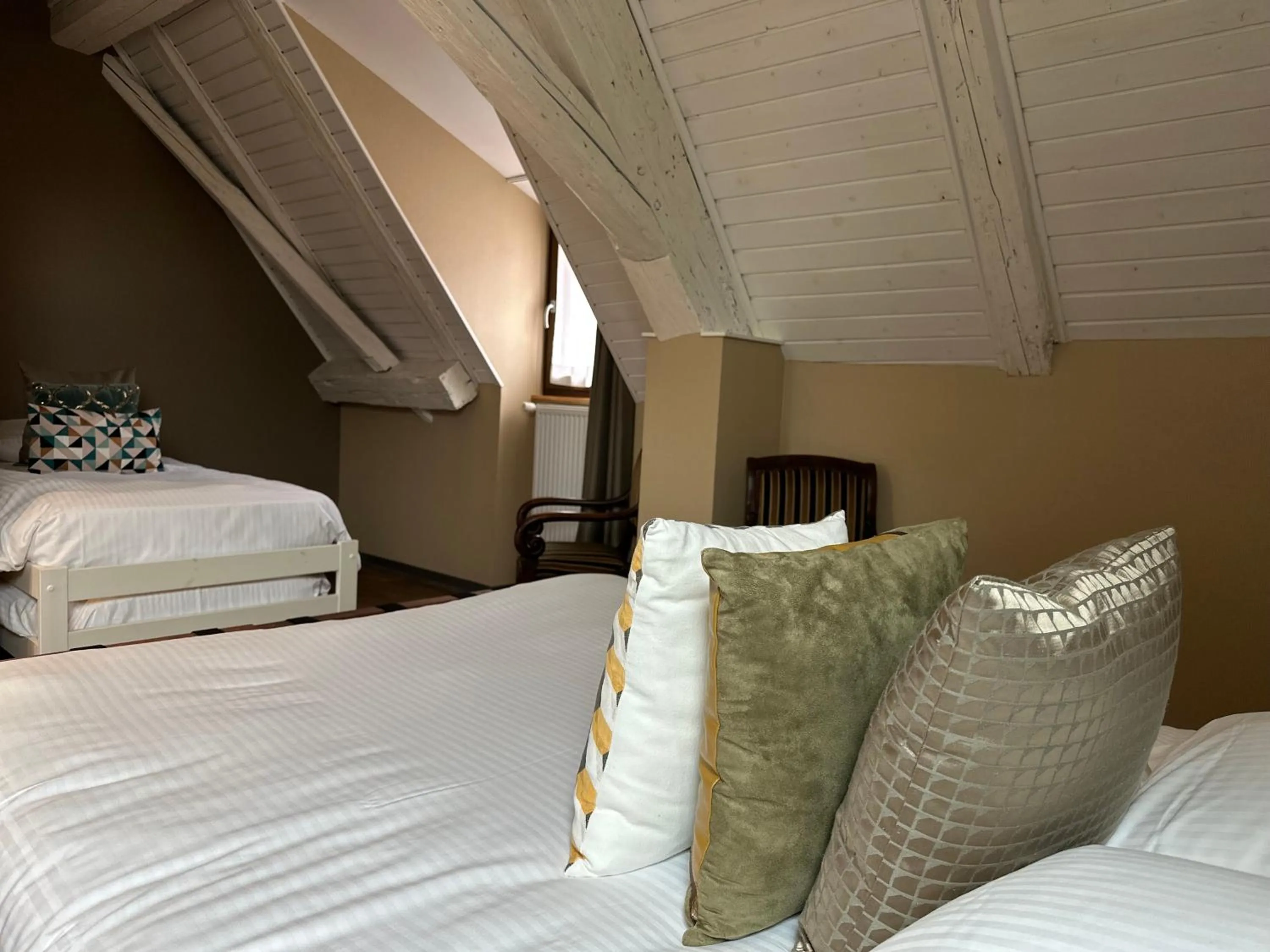 Bed in Auberge Le Meisenberg