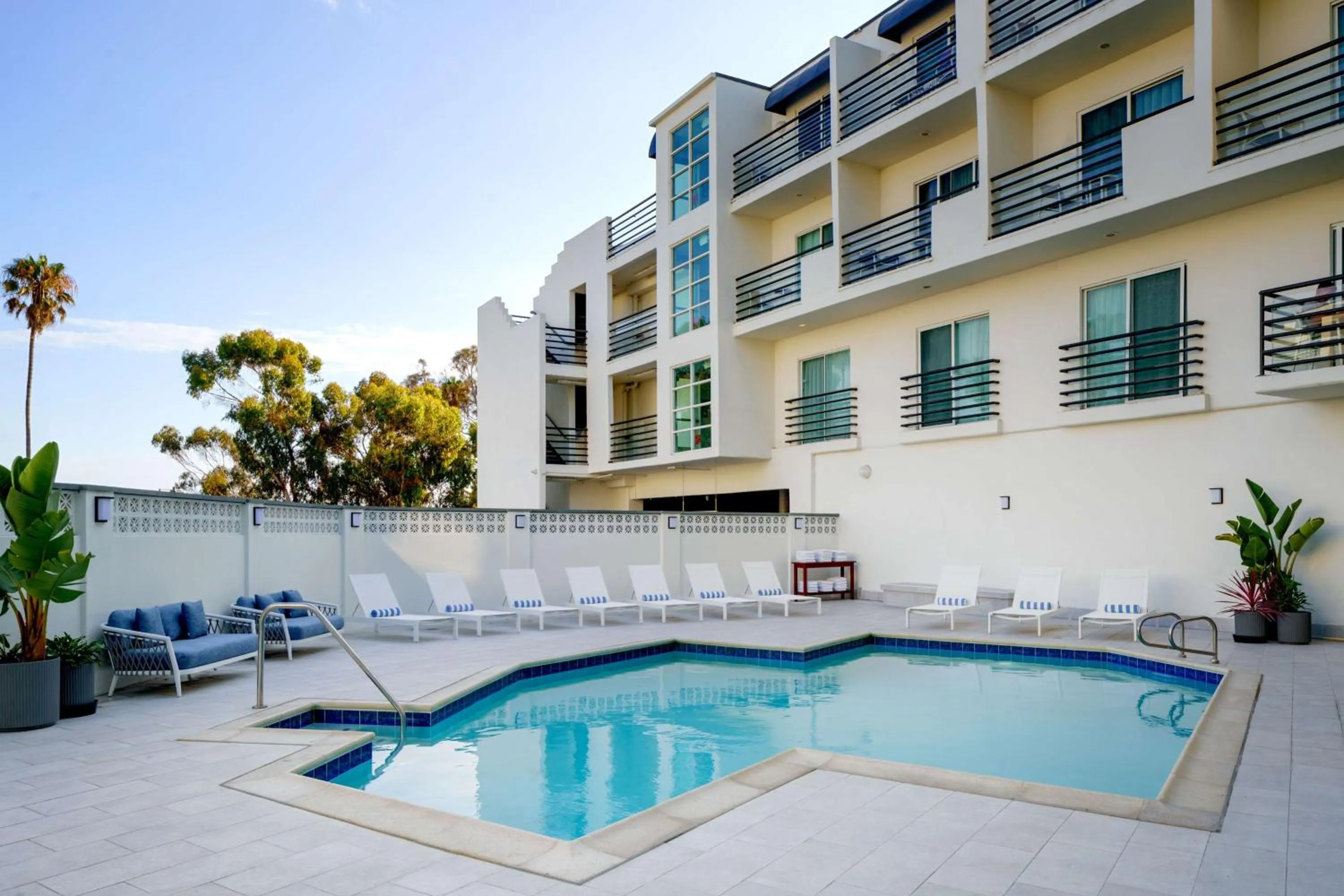 Pool view in Hilton Garden Inn Dana Point Doheny Beach