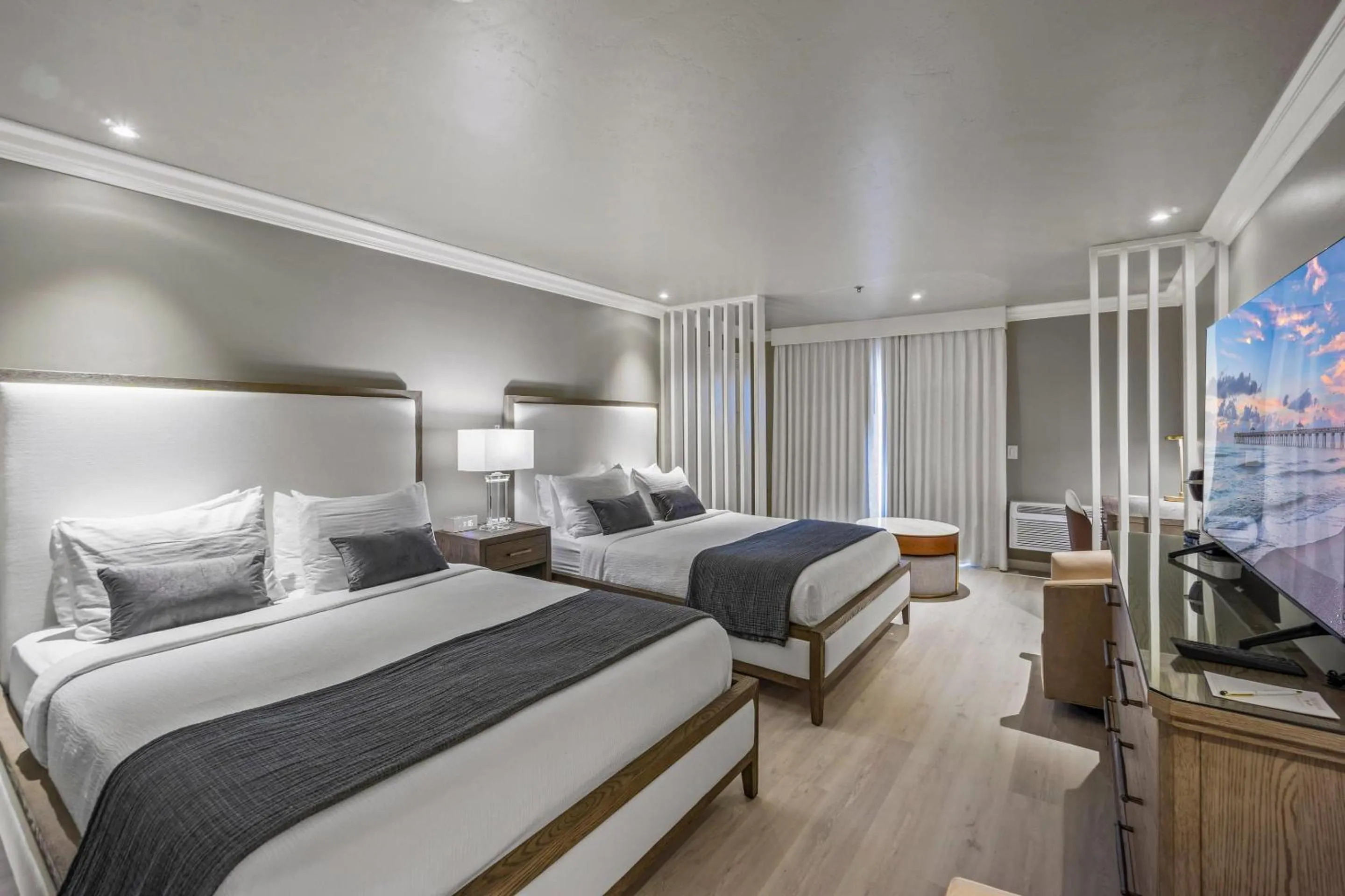 Bedroom, Bed in The Volare, an Ascend Collection Hotel