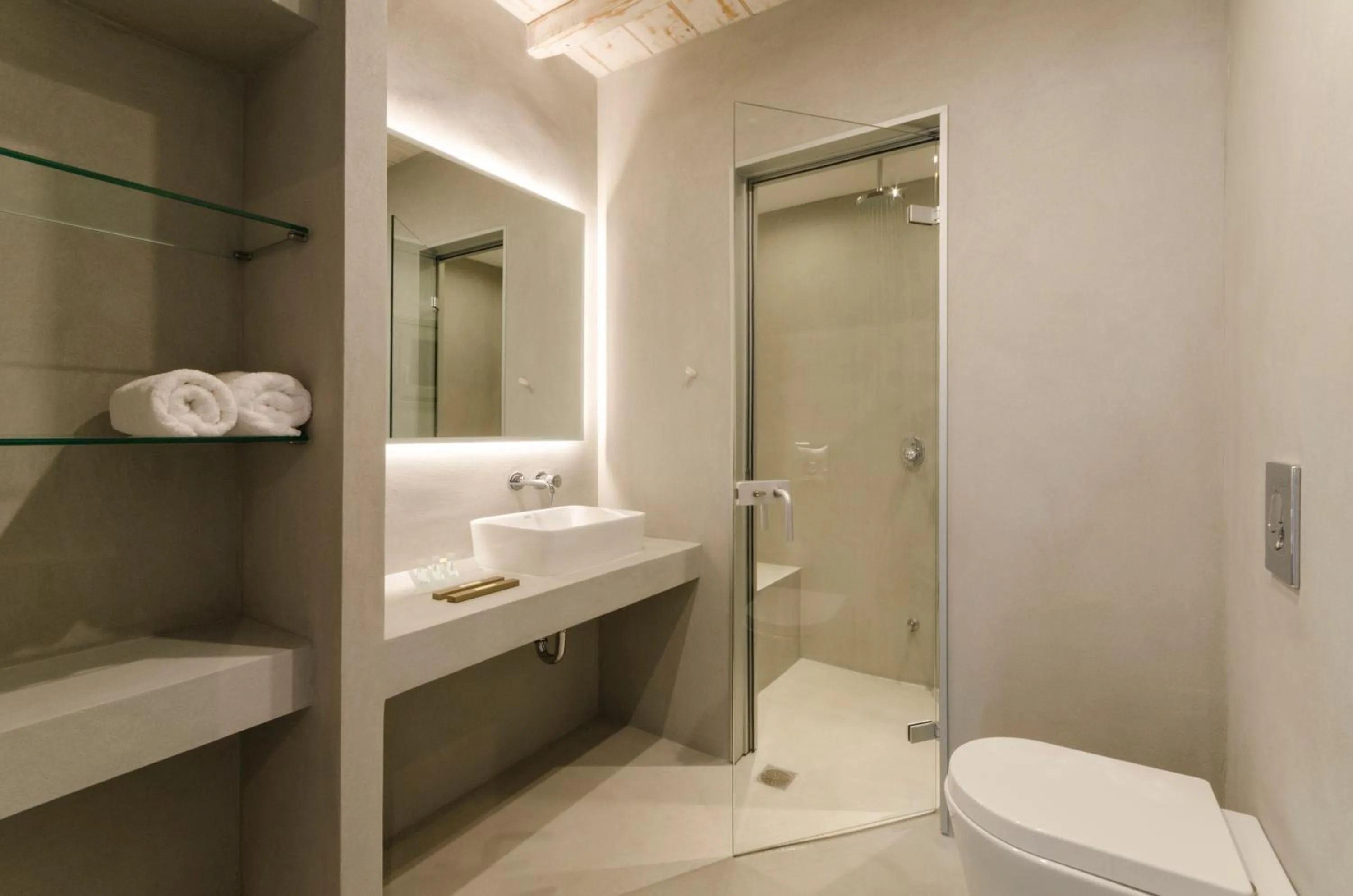 Bathroom in Hotel Senia - Onar Hotels Collection