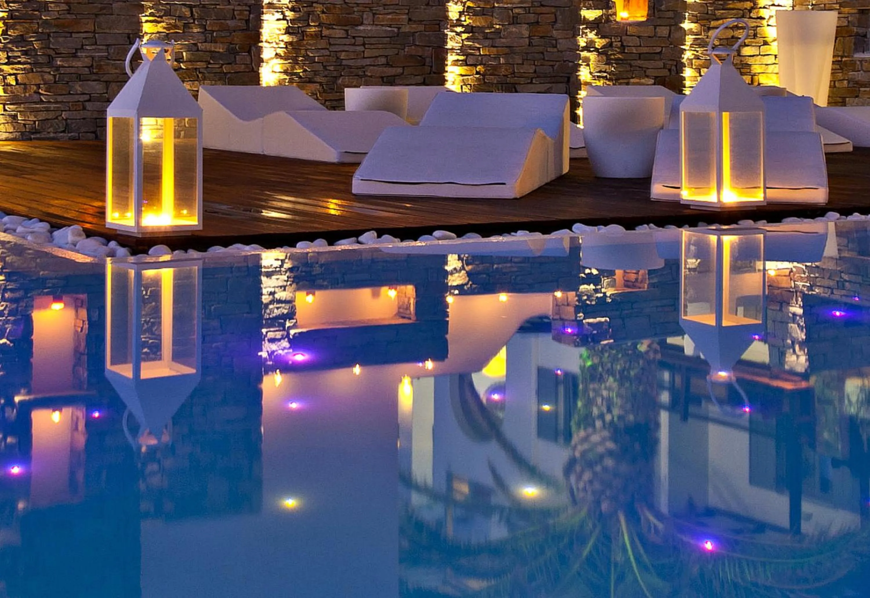 Swimming pool in Hotel Senia - Onar Hotels Collection