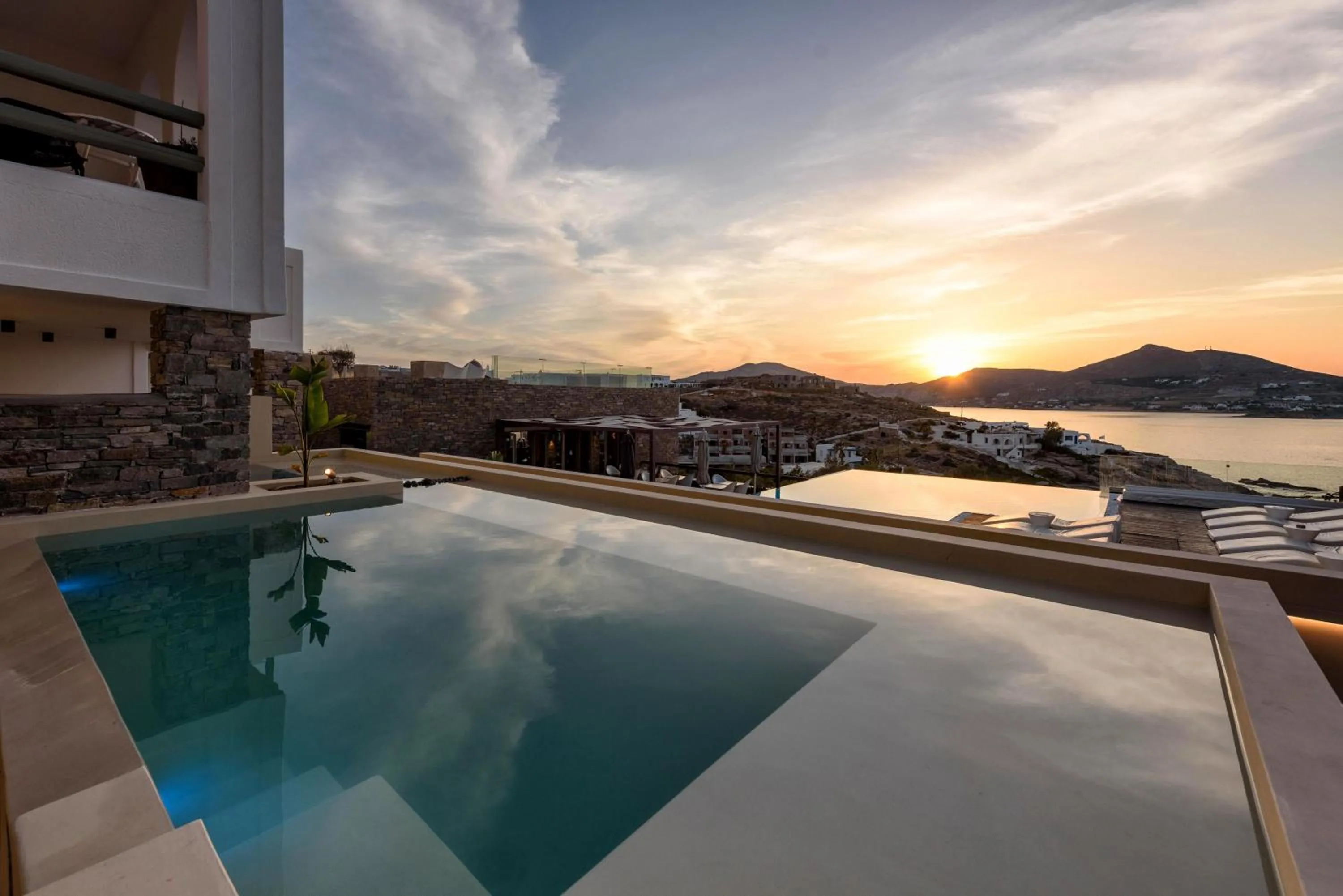 Swimming pool in Hotel Senia - Onar Hotels Collection