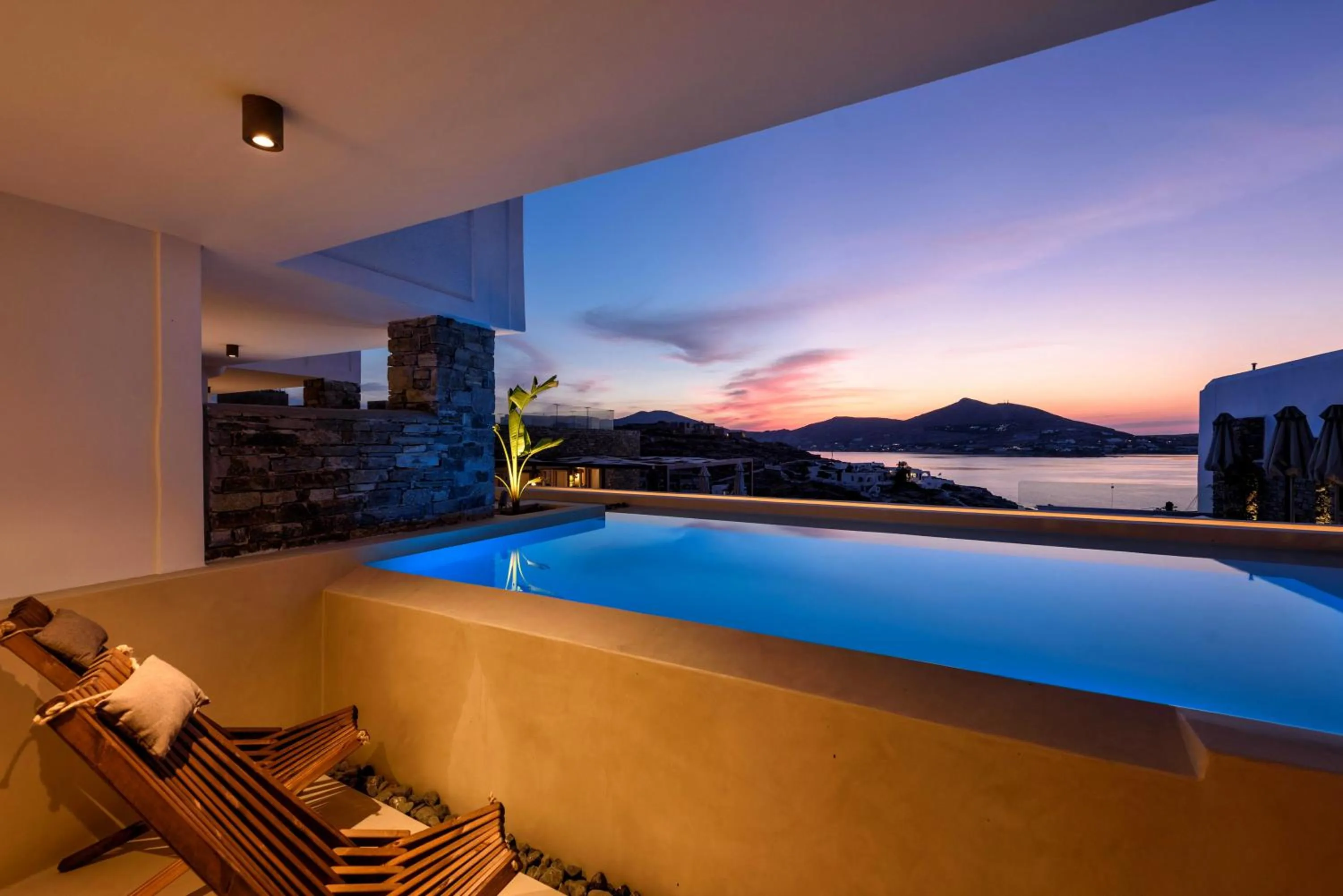 Pool view in Hotel Senia - Onar Hotels Collection