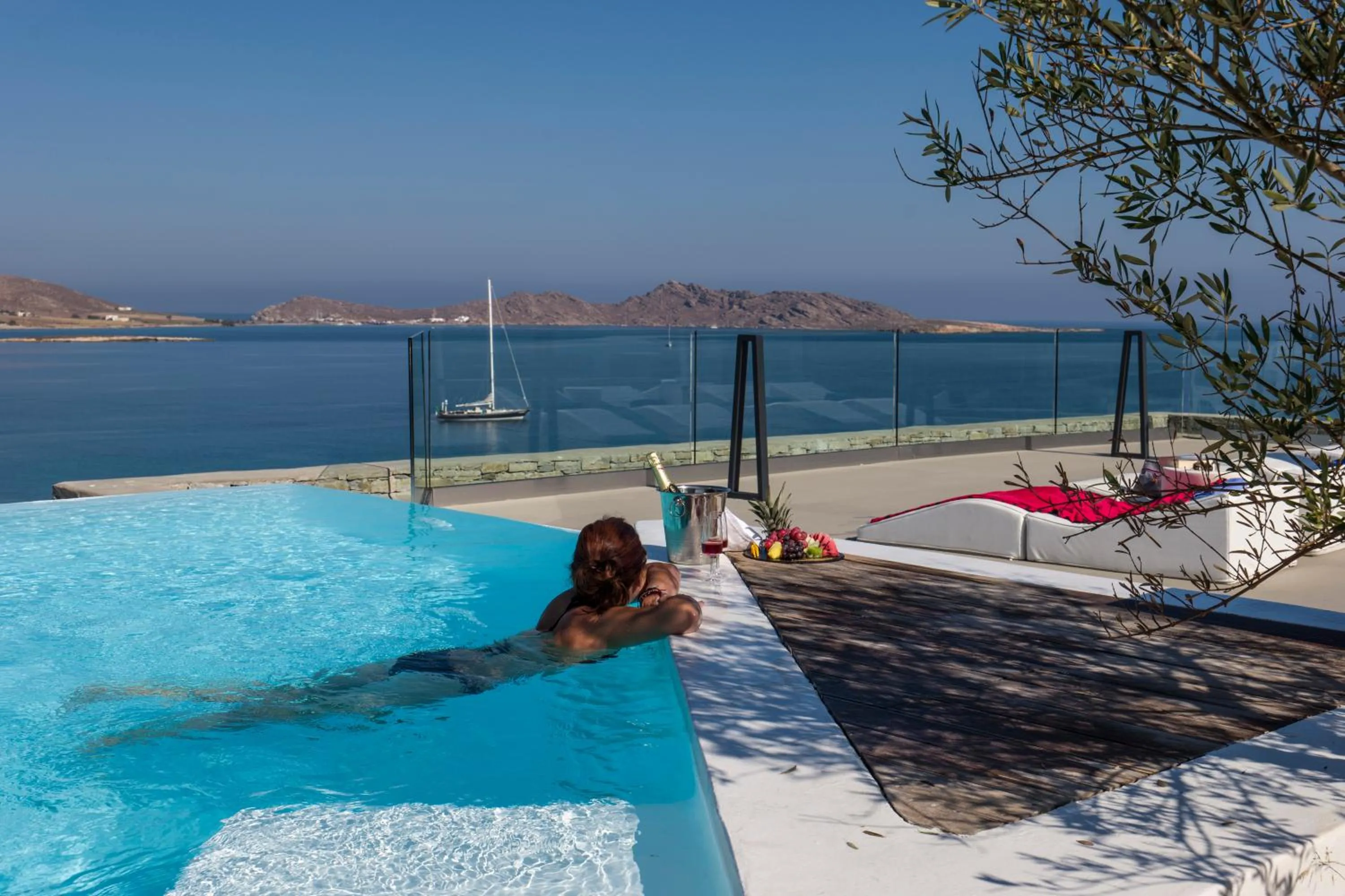 Swimming pool in Hotel Senia - Onar Hotels Collection