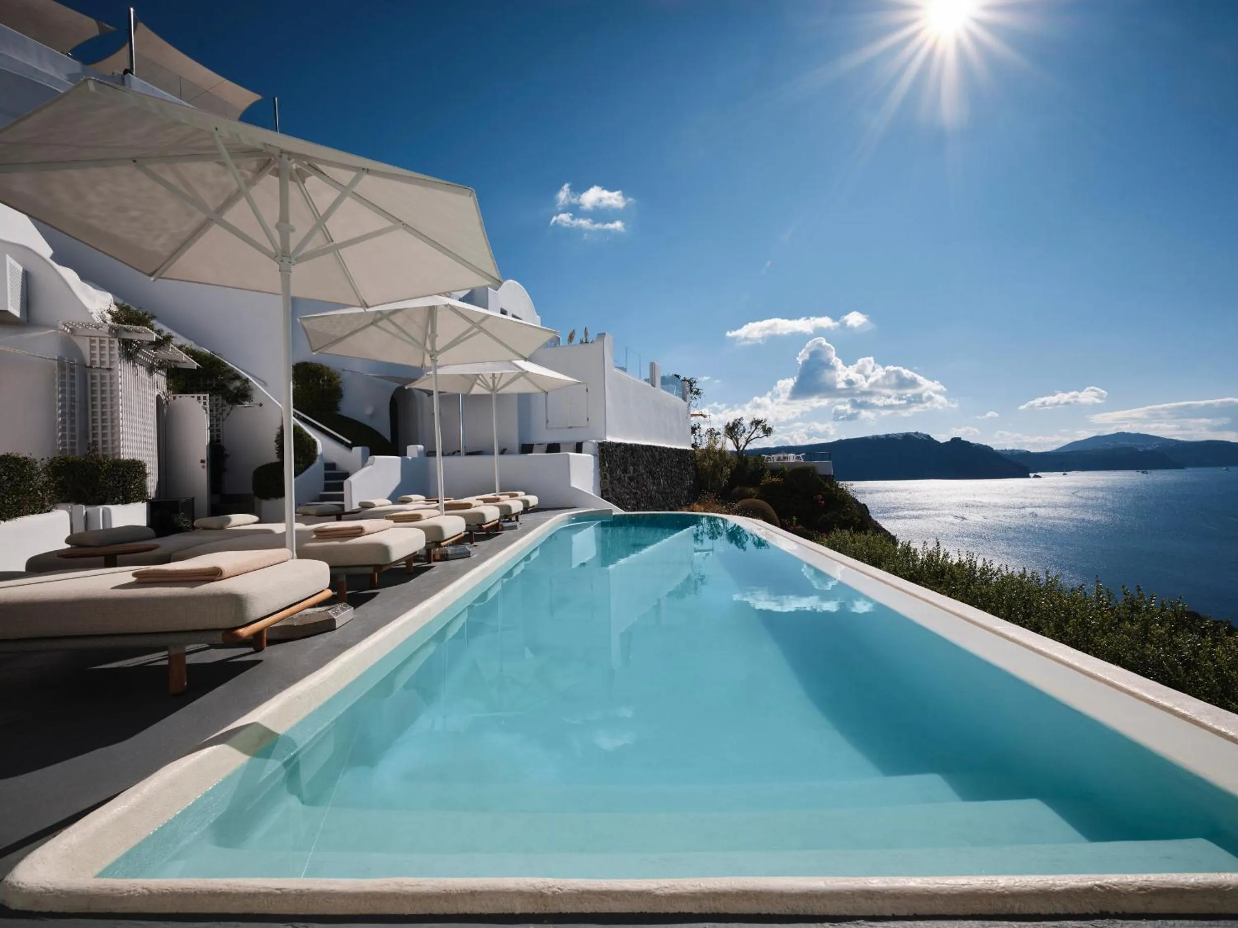 Swimming pool in Canaves Sunday