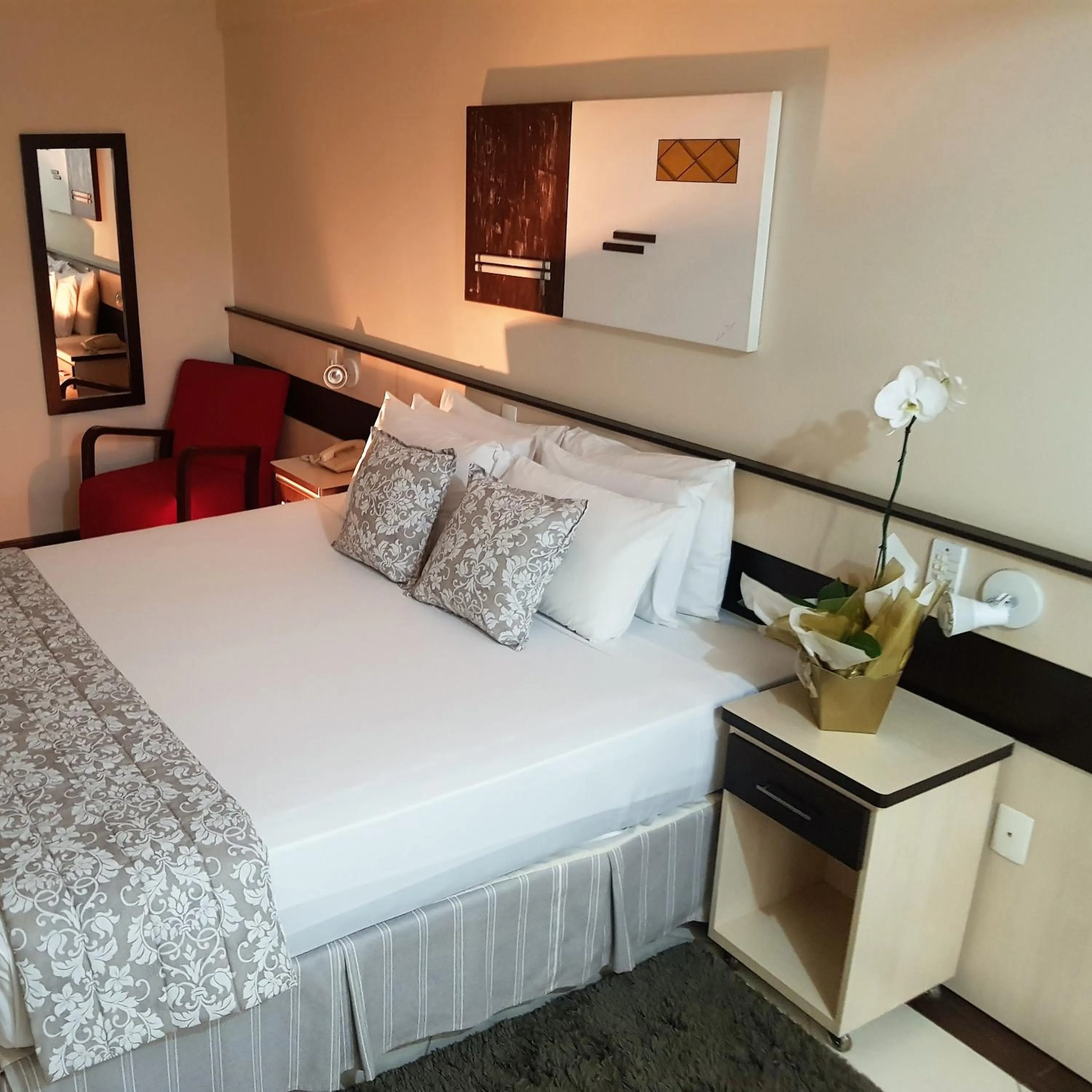 Bedroom, Bed in Hotel Cristal Rio Claro