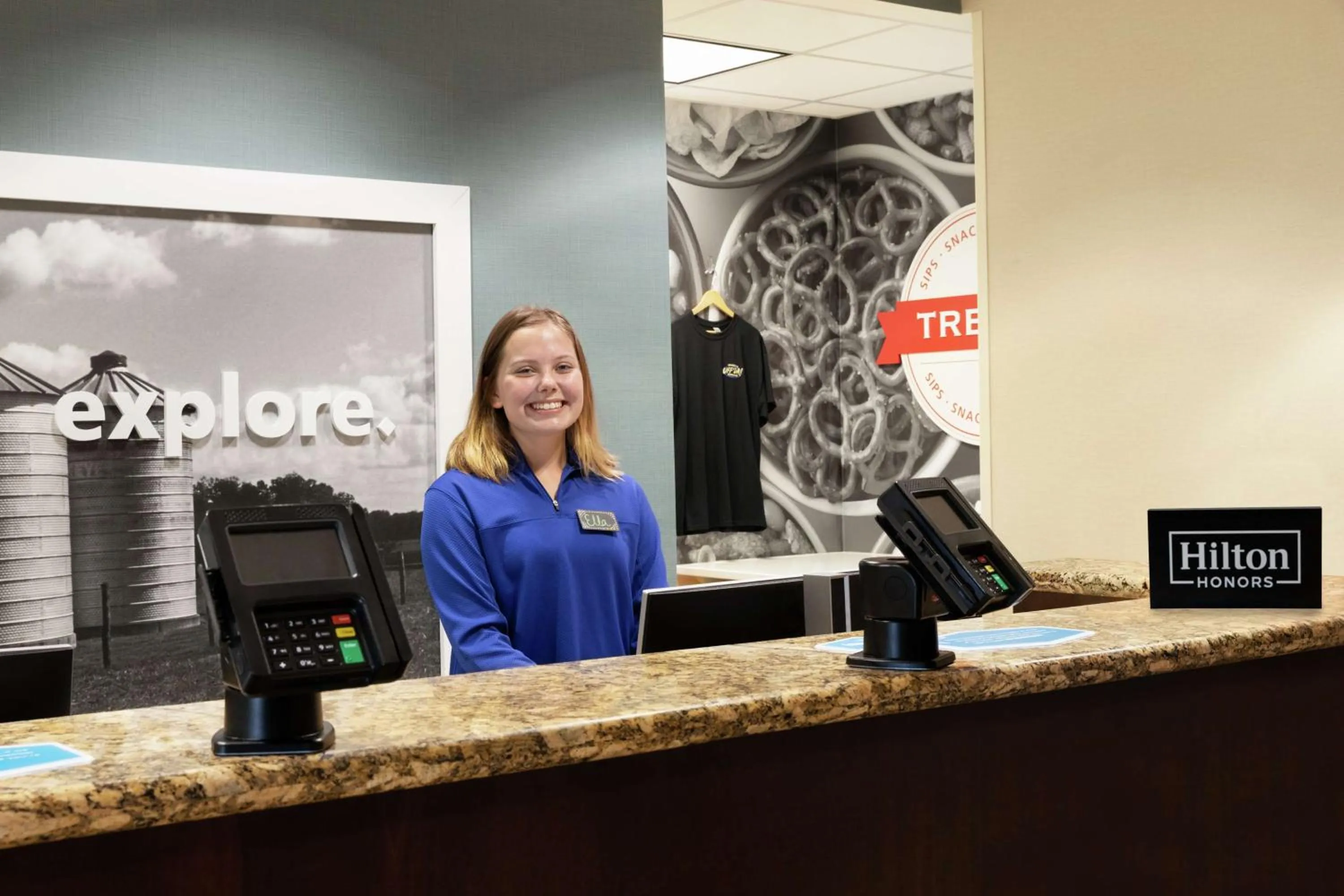 Lobby or reception in Hampton Inn & Suites Rogers