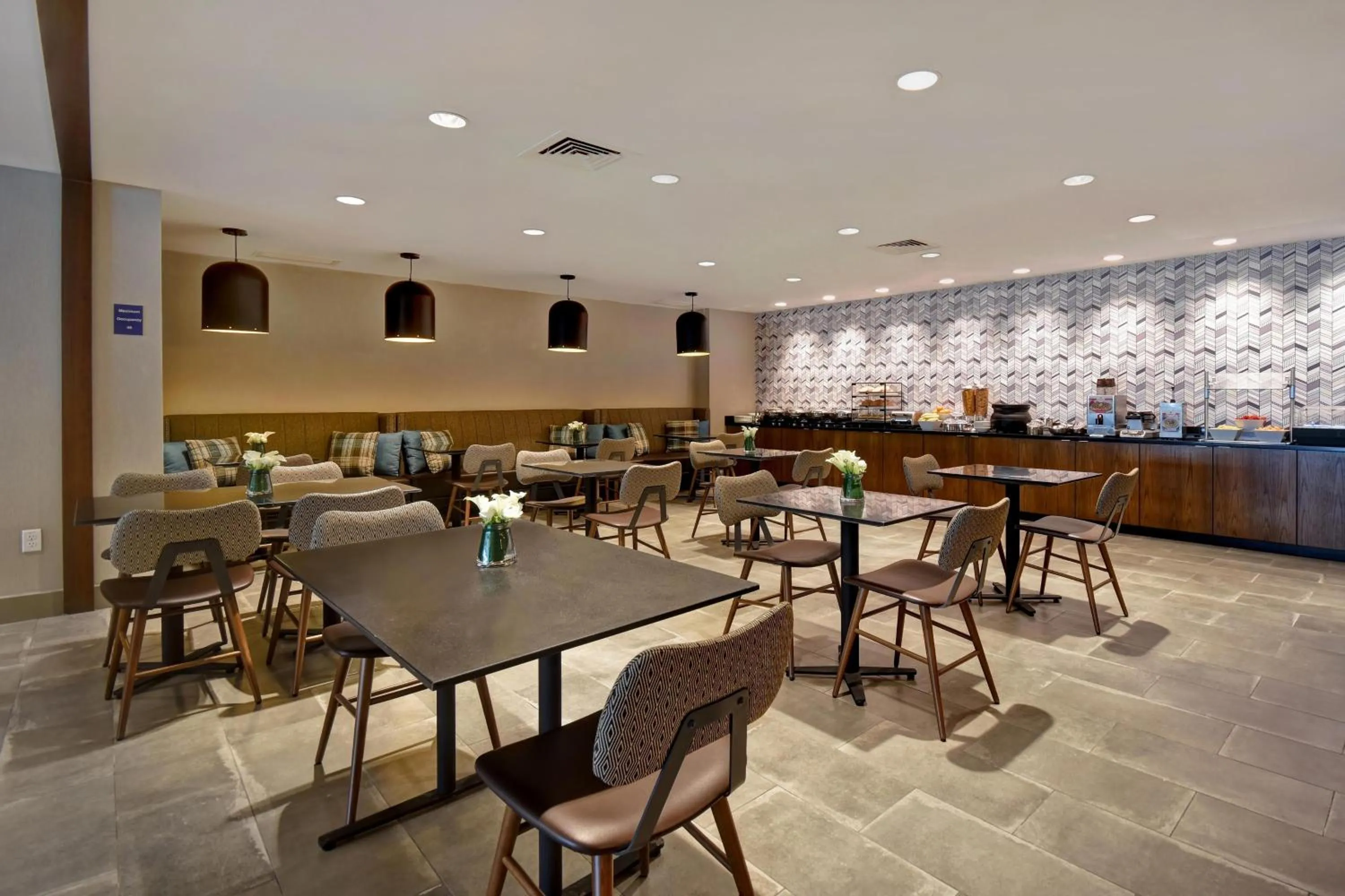 Breakfast in Four Points by Sheraton Boston Newton