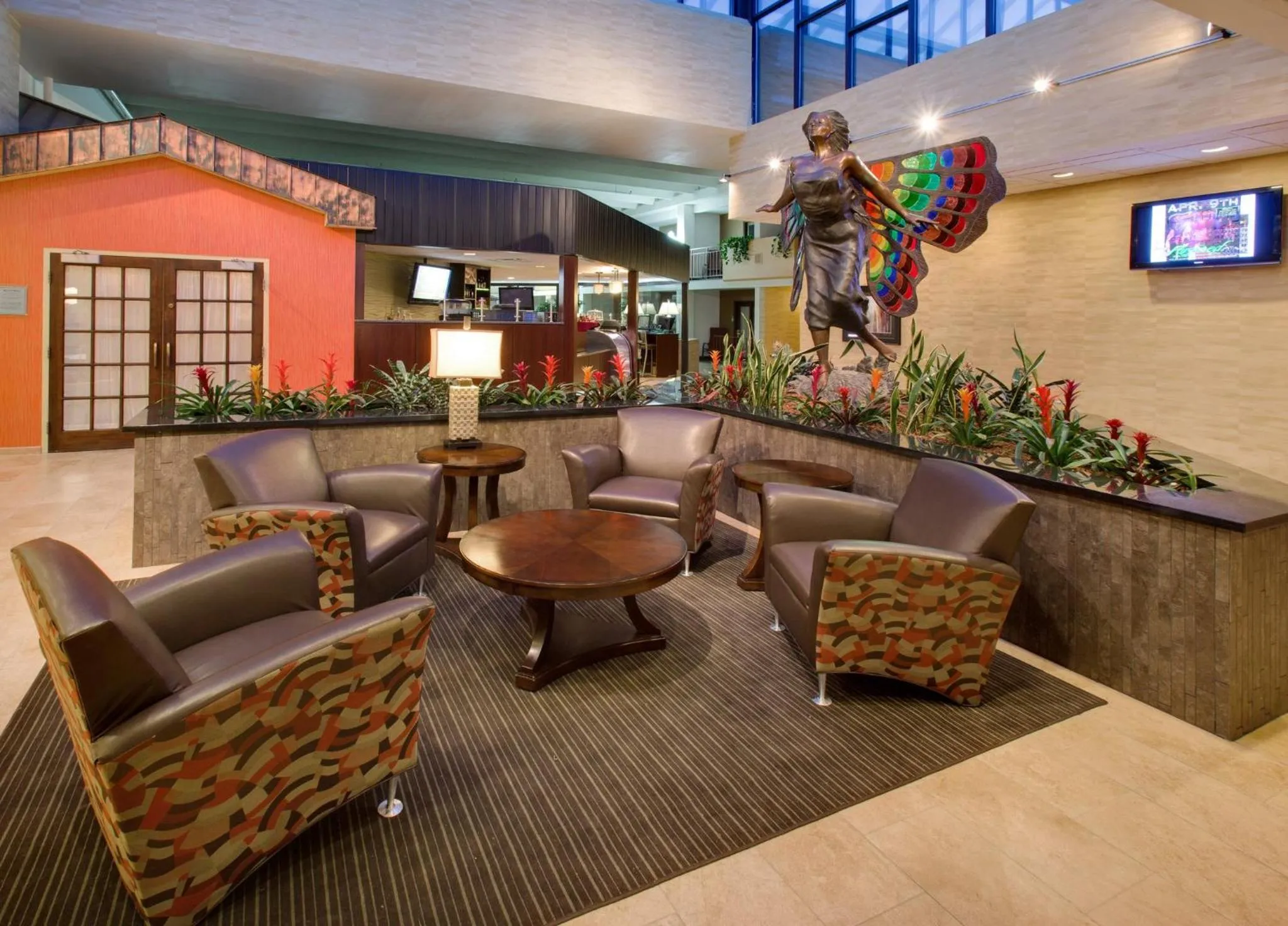 Lobby or reception in Holiday Inn Austin Conference Center, an IHG Hotel