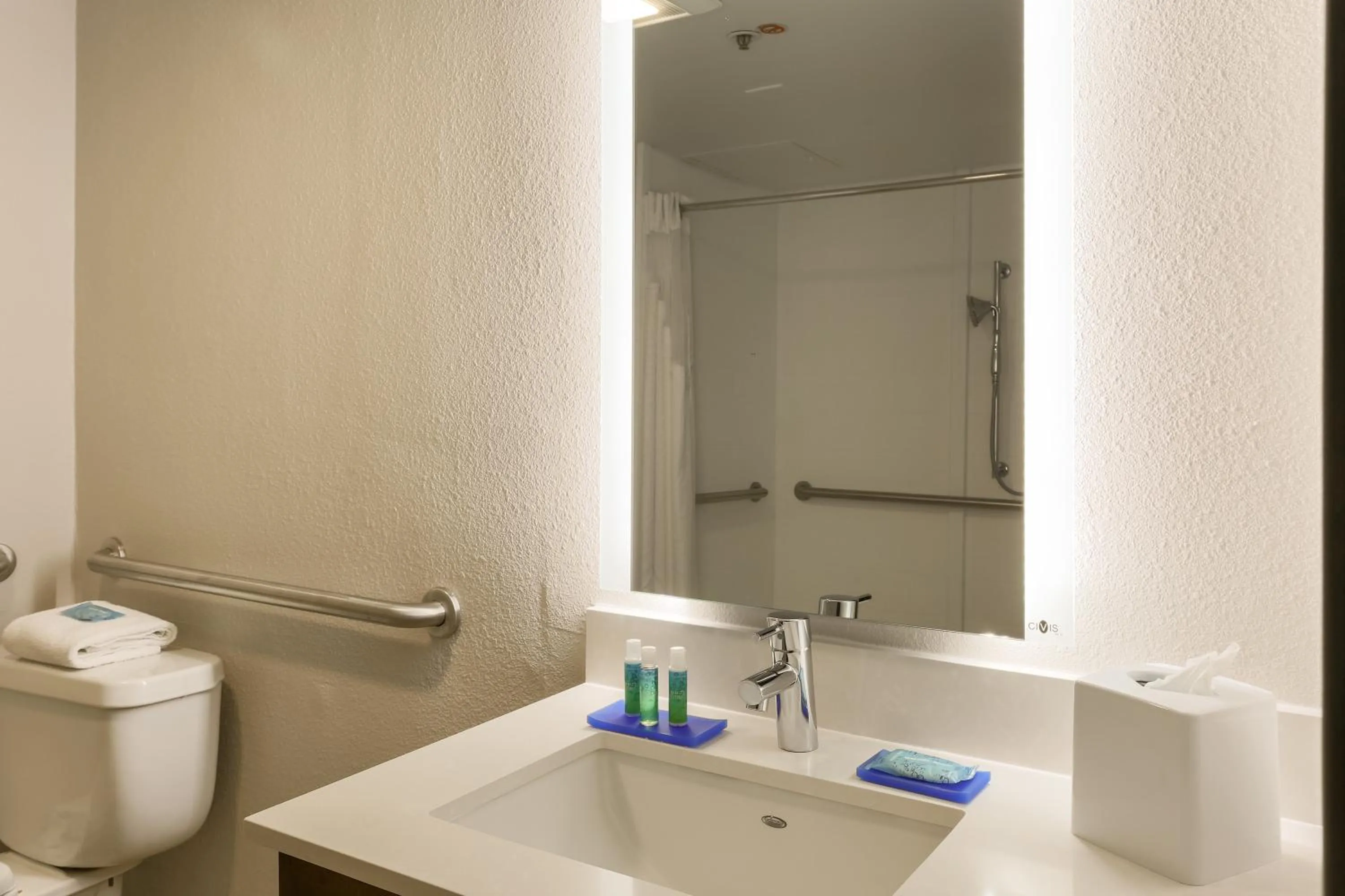 Bathroom in Holiday Inn Express Milwaukee - West Medical Center by IHG