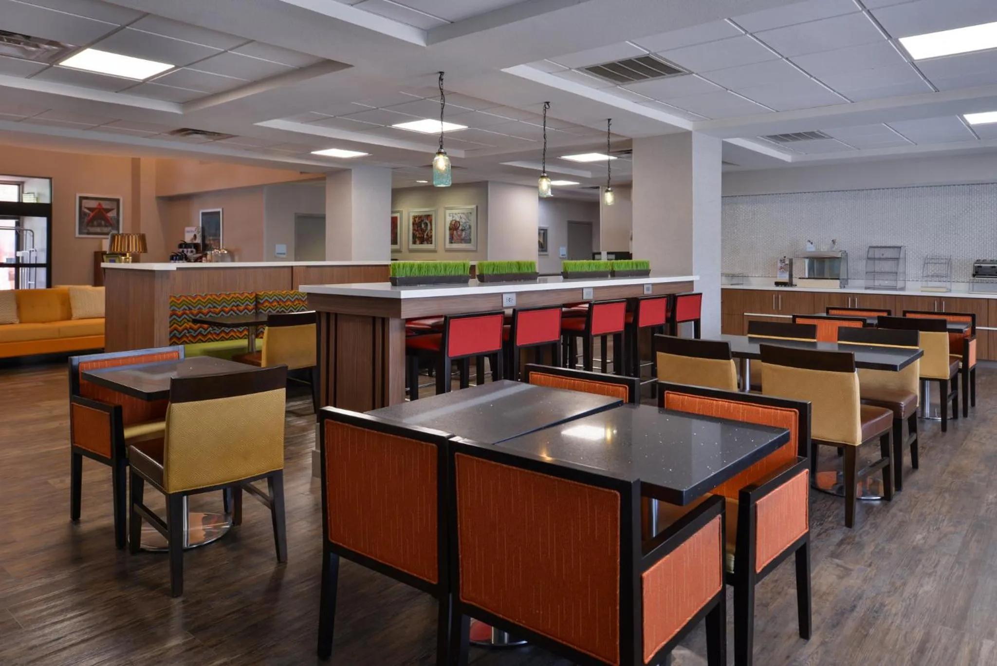 Breakfast in Holiday Inn Express & Suites Austin North Central by IHG