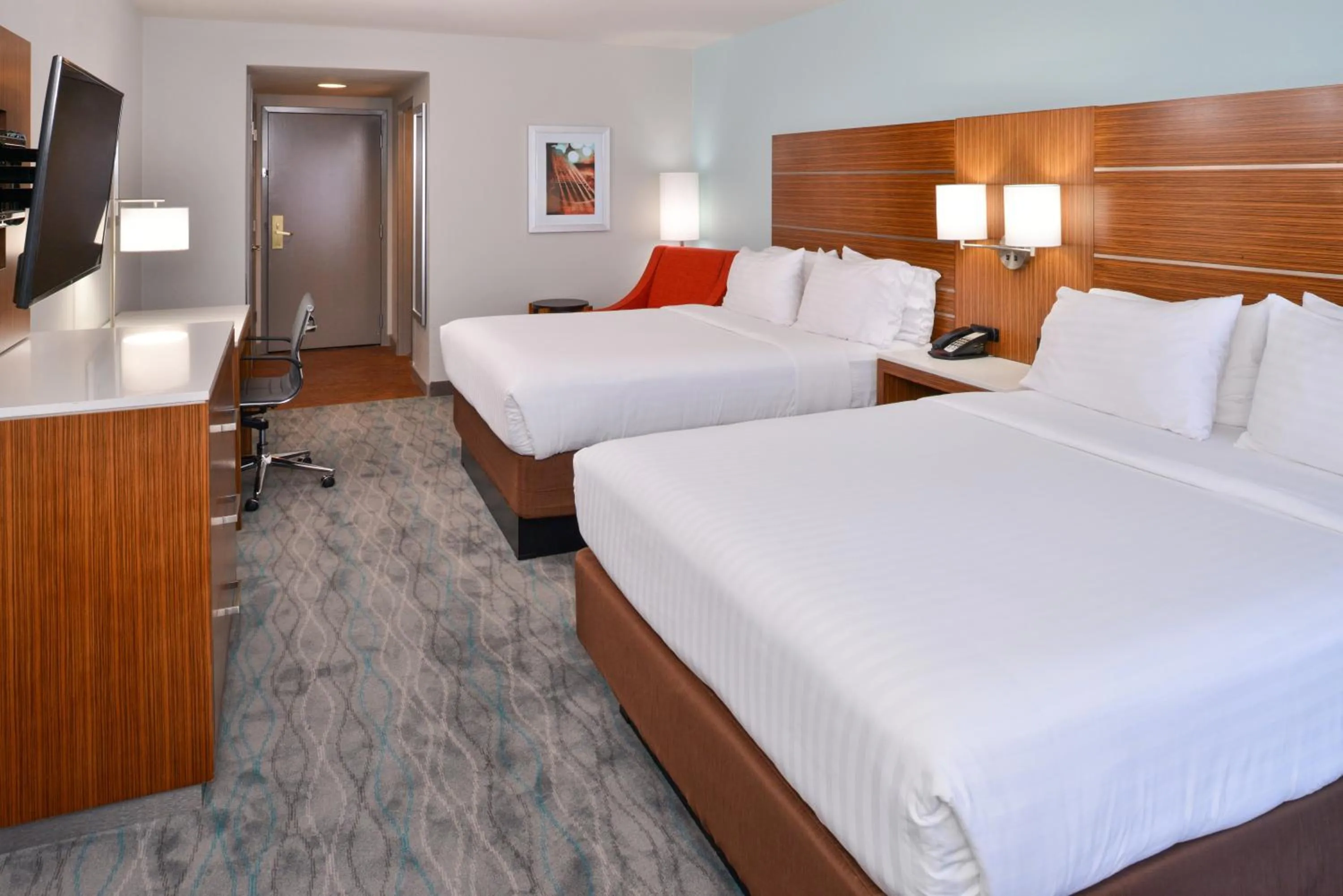 Photo of the whole room, Bed in Holiday Inn Express & Suites Austin North Central by IHG