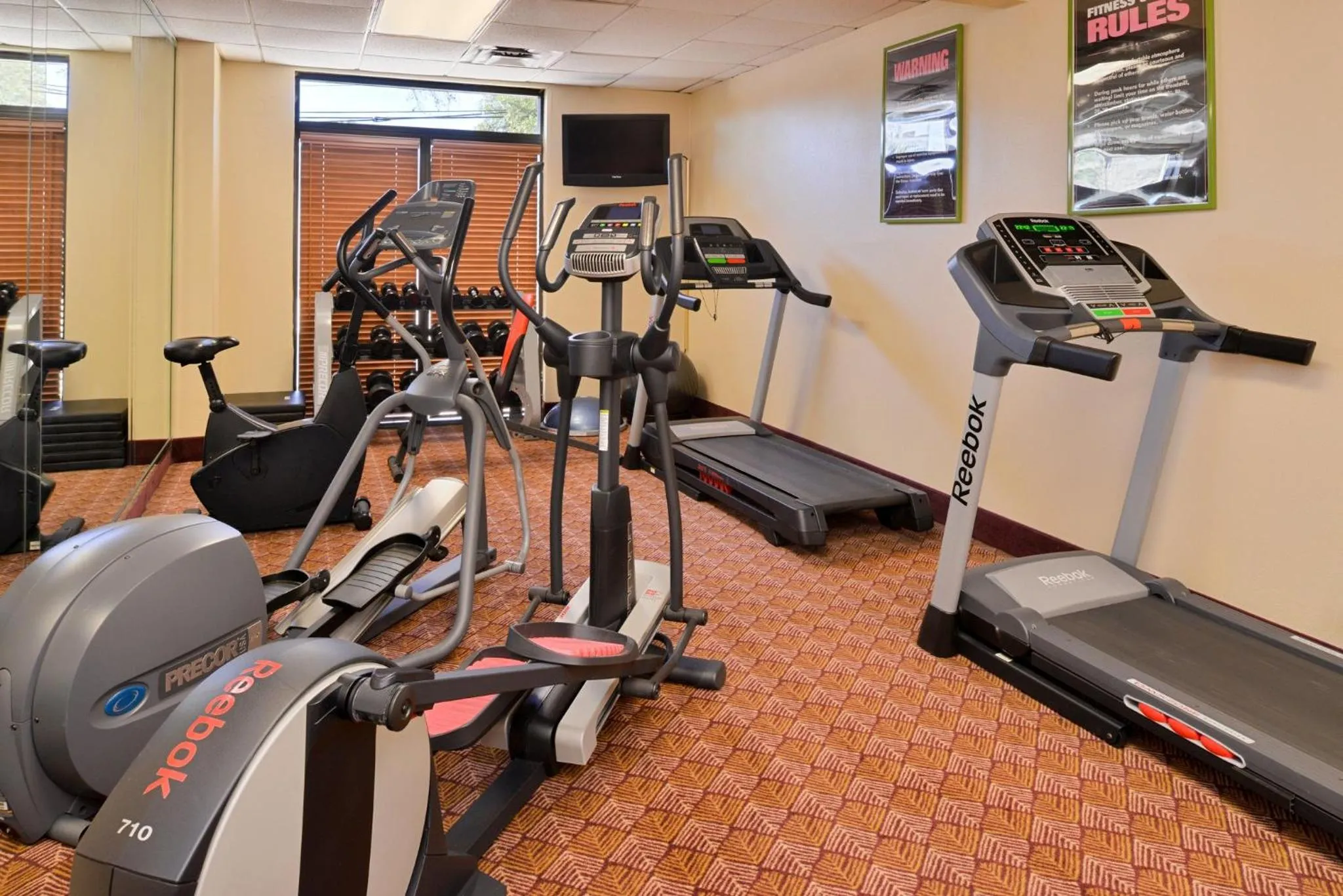 Fitness centre/facilities in Holiday Inn Express & Suites Austin North Central by IHG