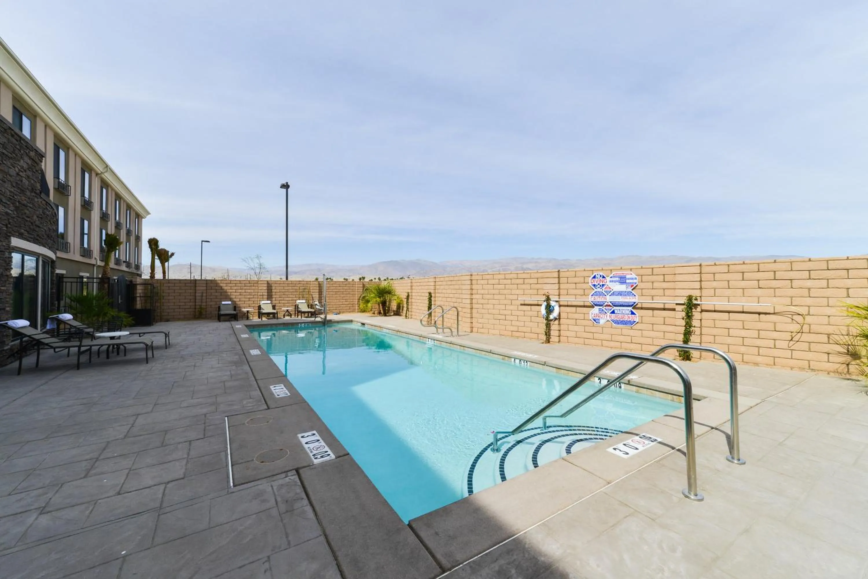Swimming pool in Holiday Inn Express & Suites Indio - Coachella Valley by IHG