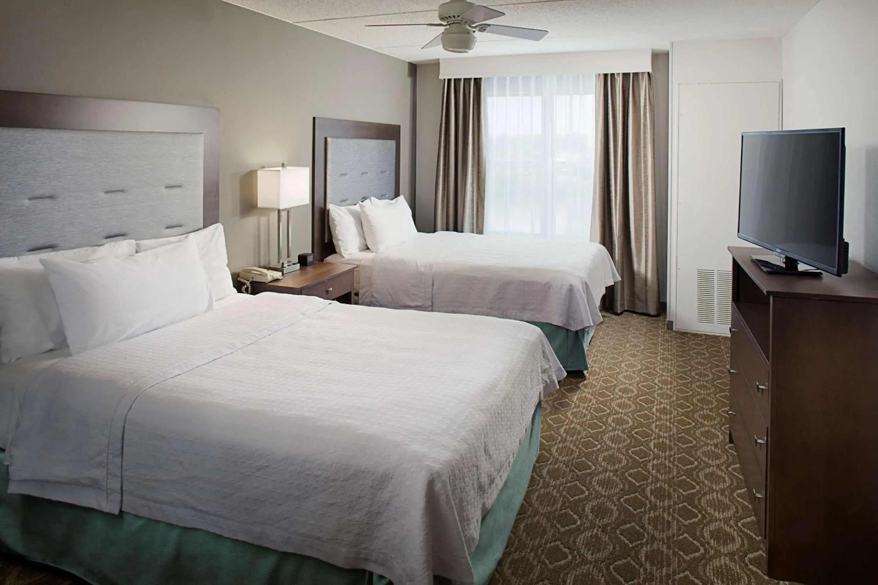 One-Bedroom Queen Suite with Two Queen Beds - Non-Smoking in Homewood Suites by Hilton Cleveland-Solon One-Bedroom Queen Suite with Two Queen Beds - Non-Smoking in Homewood Suites by Hilton Cleveland-Solon