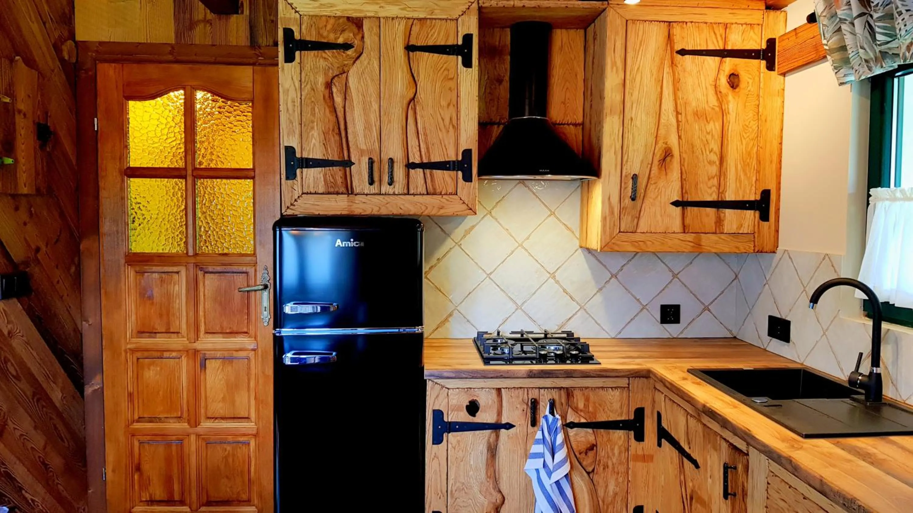 Kitchen or kitchenette in Chata w Rabce - Bajkowa Osada