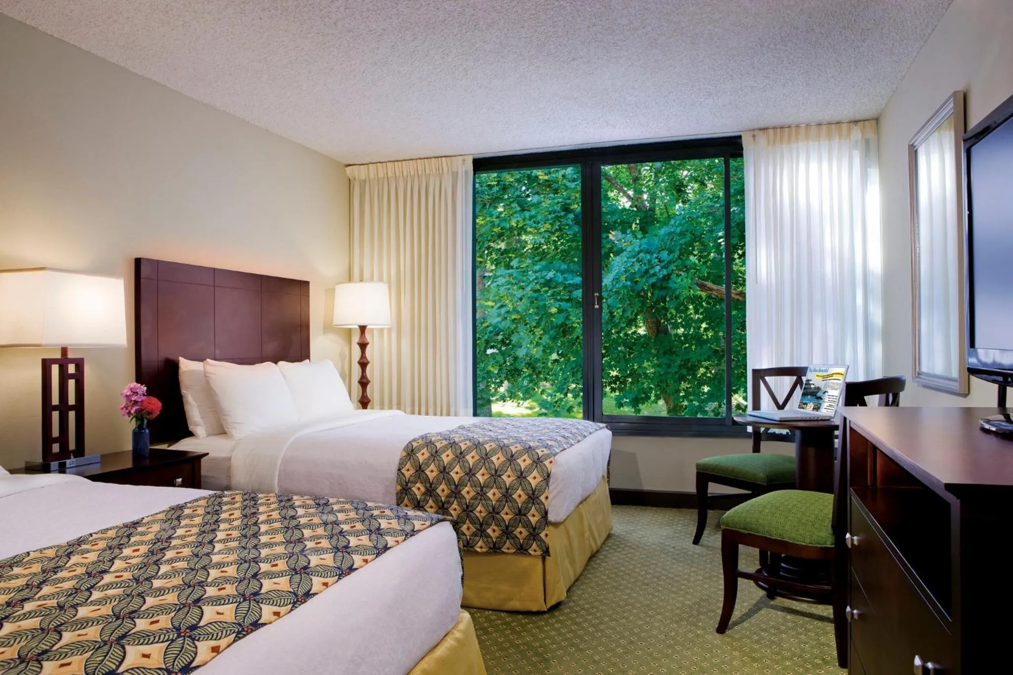 Photo of the whole room, Bed in Holiday Inn Bar Harbor Regency Hotel by IHG