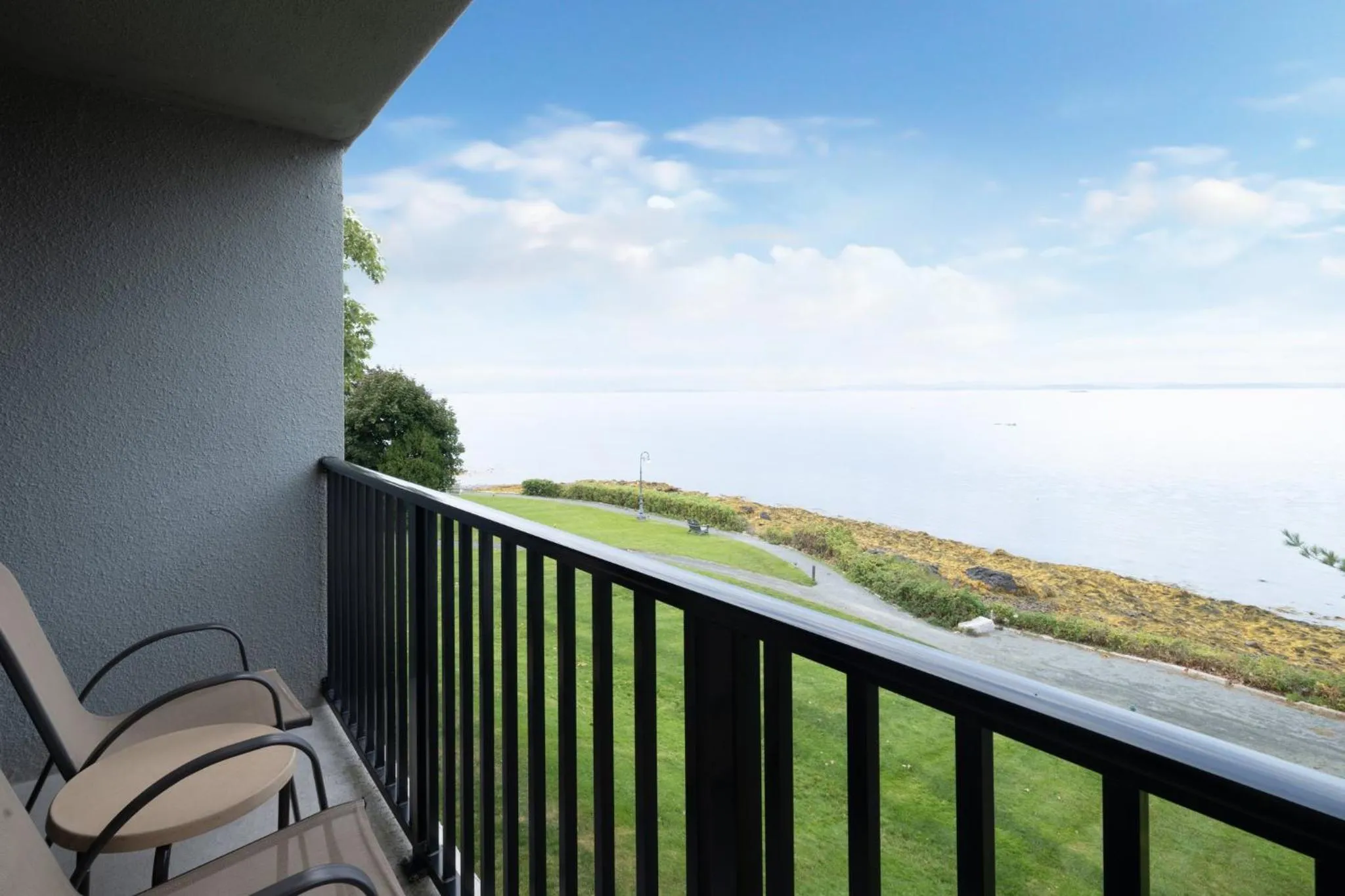 Photo of the whole room in Holiday Inn Bar Harbor Regency Hotel by IHG