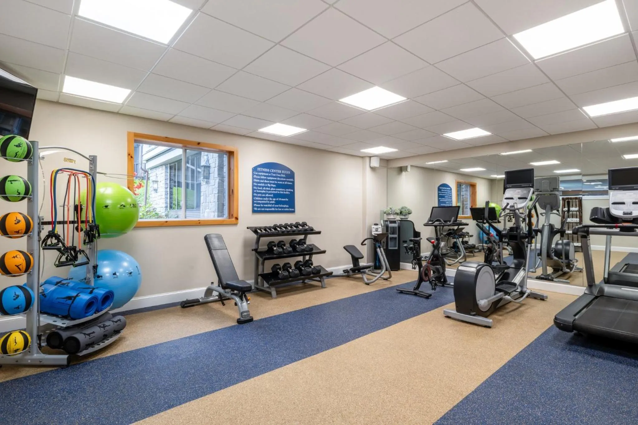 Spa and wellness centre/facilities in Holiday Inn Bar Harbor Regency Hotel by IHG