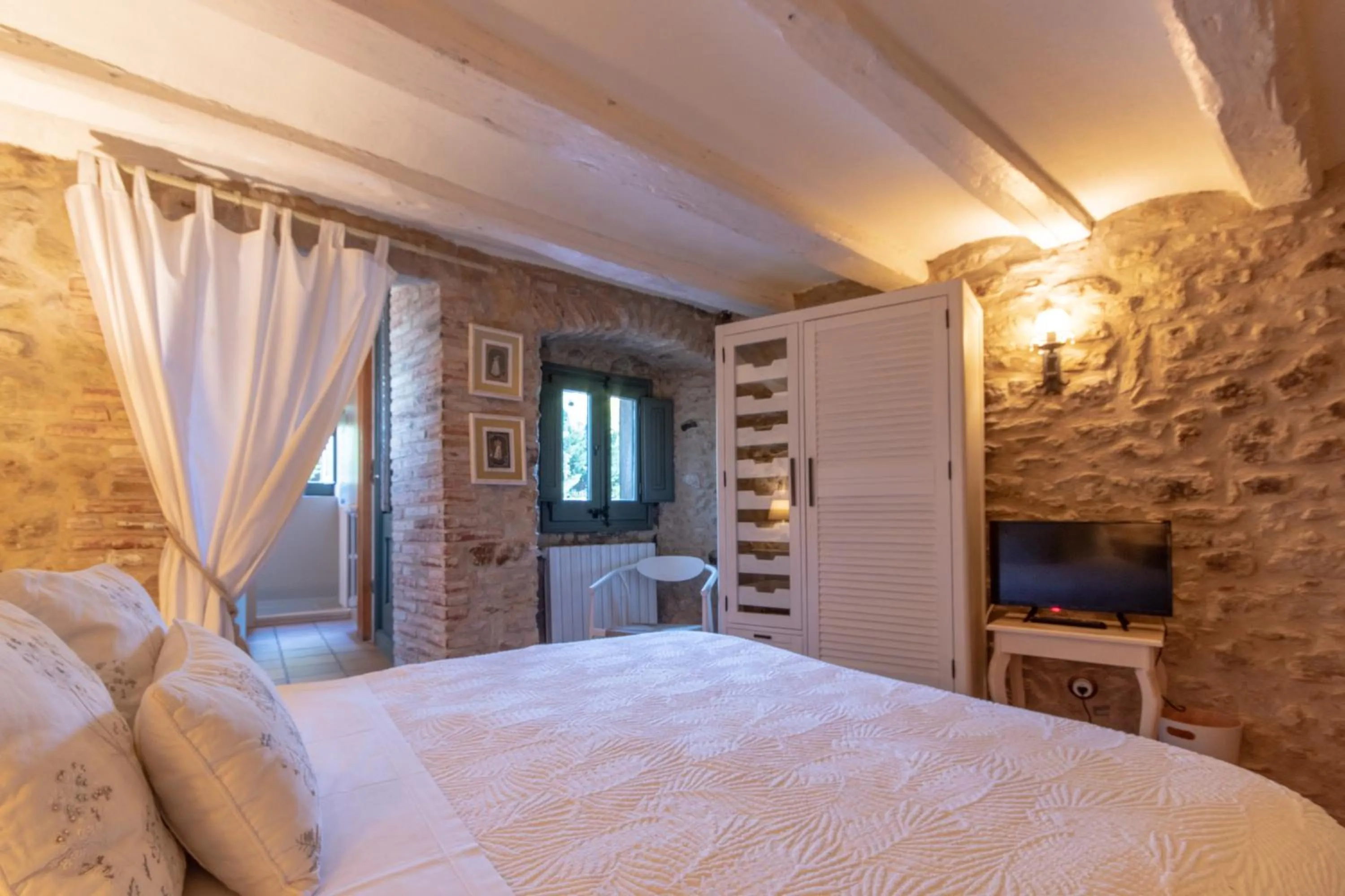 Bed in El Racó de Madremanya - Adults only