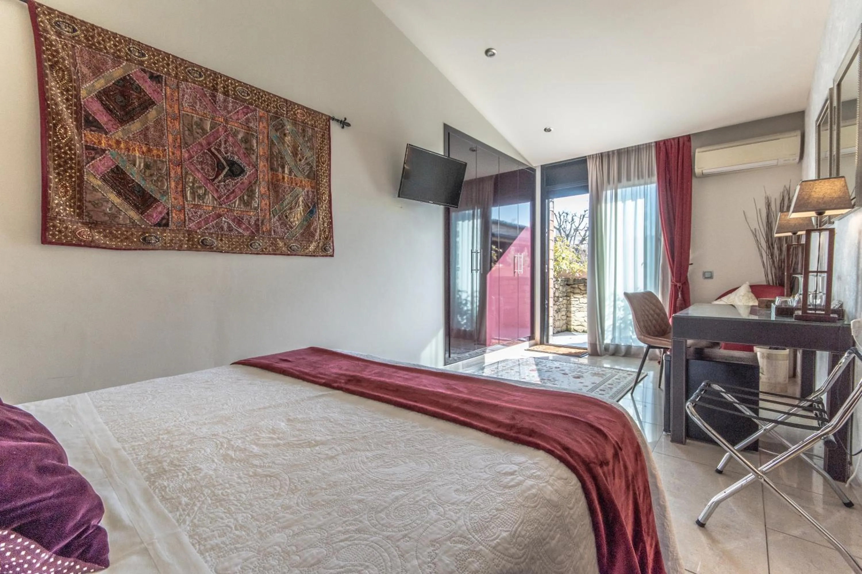 Bed in El Racó de Madremanya - Adults only