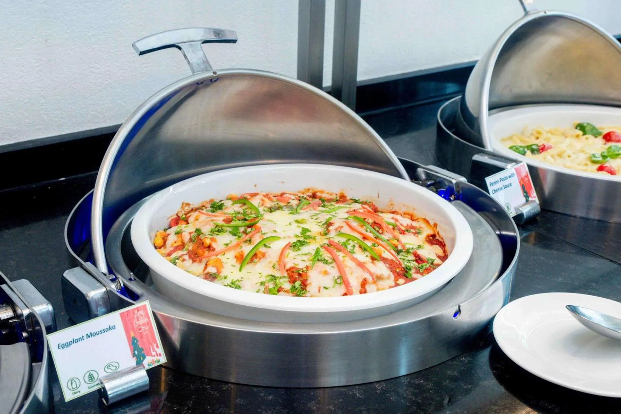 Restaurant/places to eat in Holiday Inn Abu Dhabi by IHG