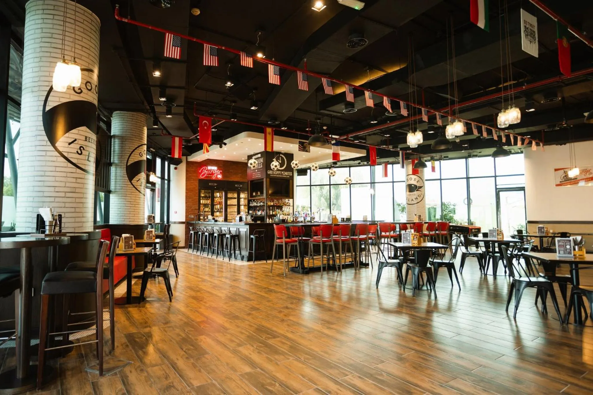 Restaurant/places to eat in Holiday Inn Abu Dhabi by IHG