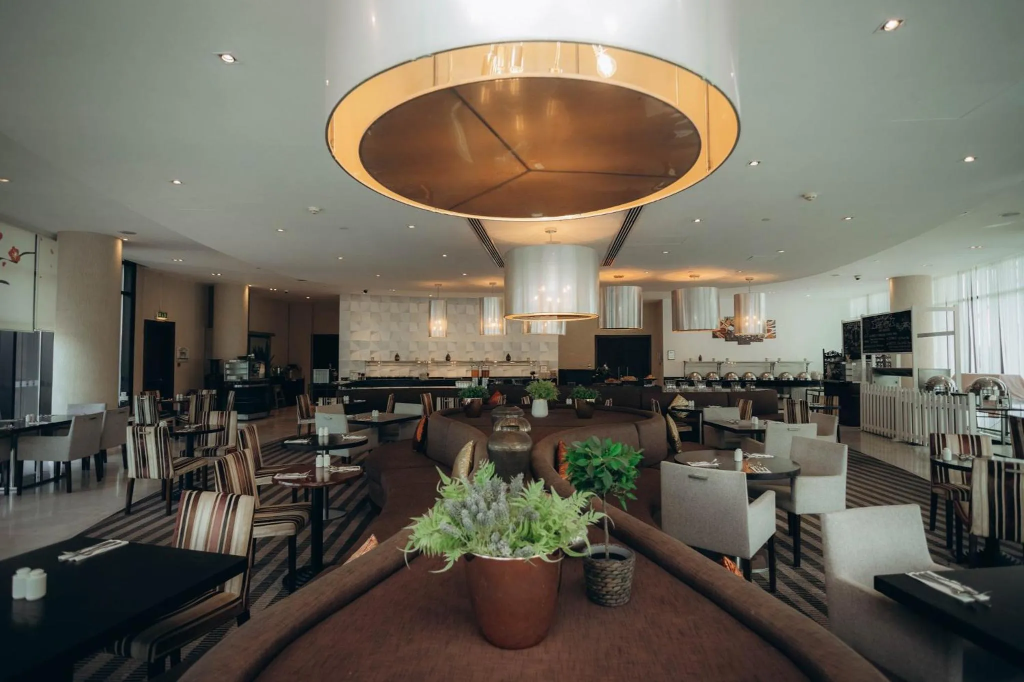Restaurant/places to eat in Holiday Inn Abu Dhabi by IHG