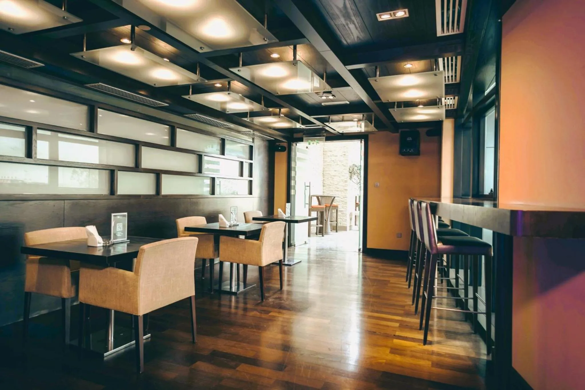 Restaurant/places to eat in Holiday Inn Abu Dhabi by IHG