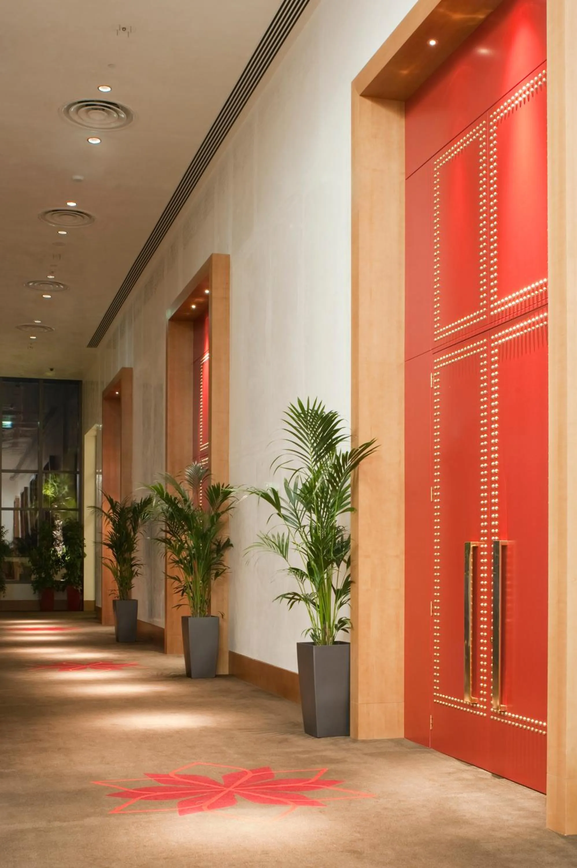 Meeting/conference room in Crowne Plaza Yas Island by IHG