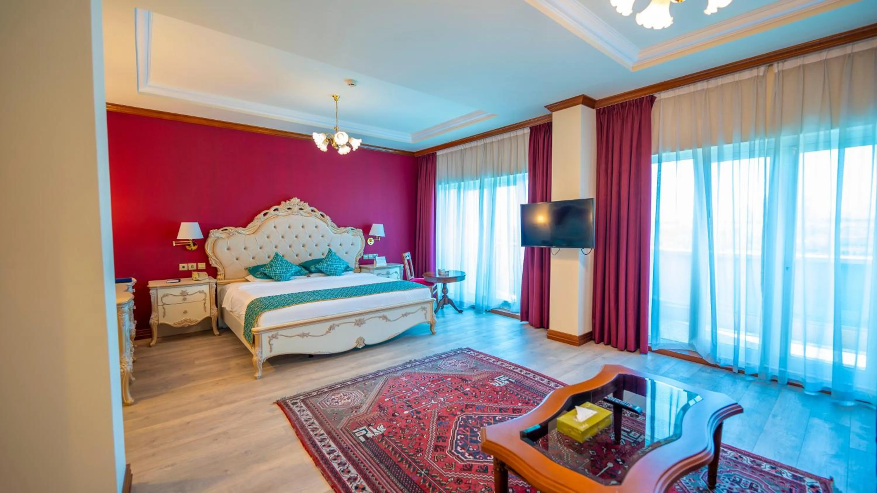 Bedroom, Bed in Riviera Hotel