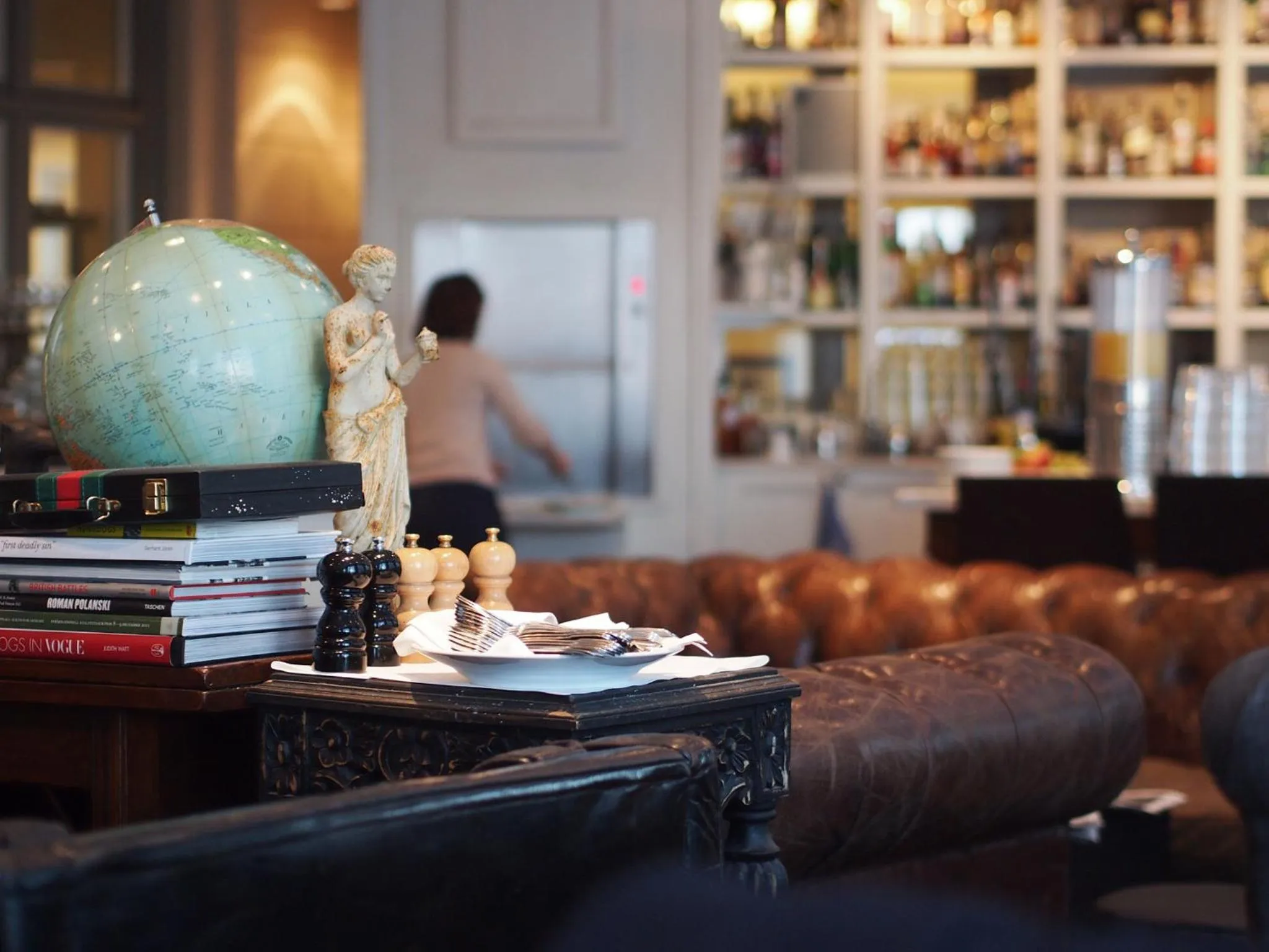 Restaurant/places to eat in Lydmar Hotel