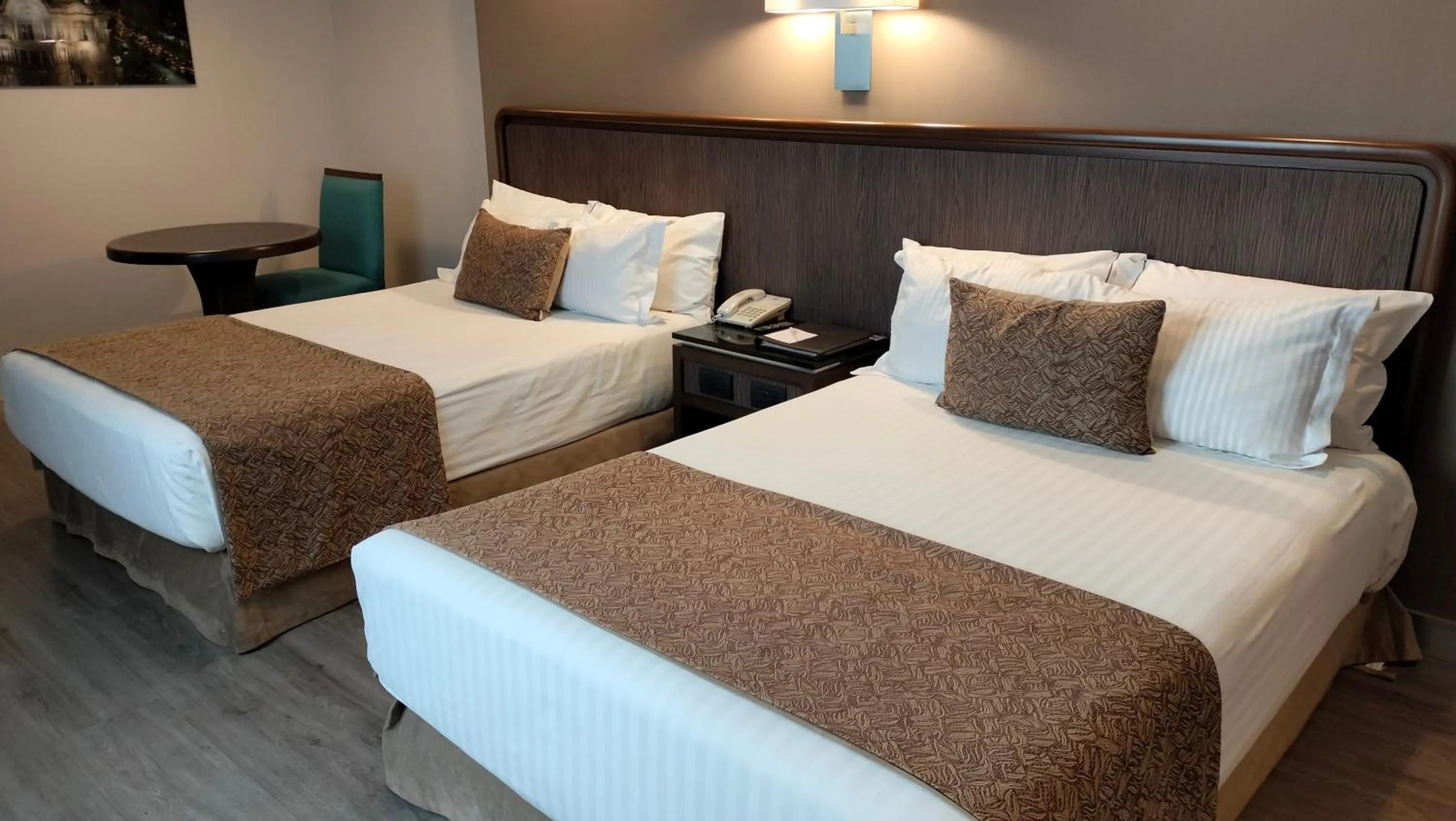 Bed in Hotel Metropol