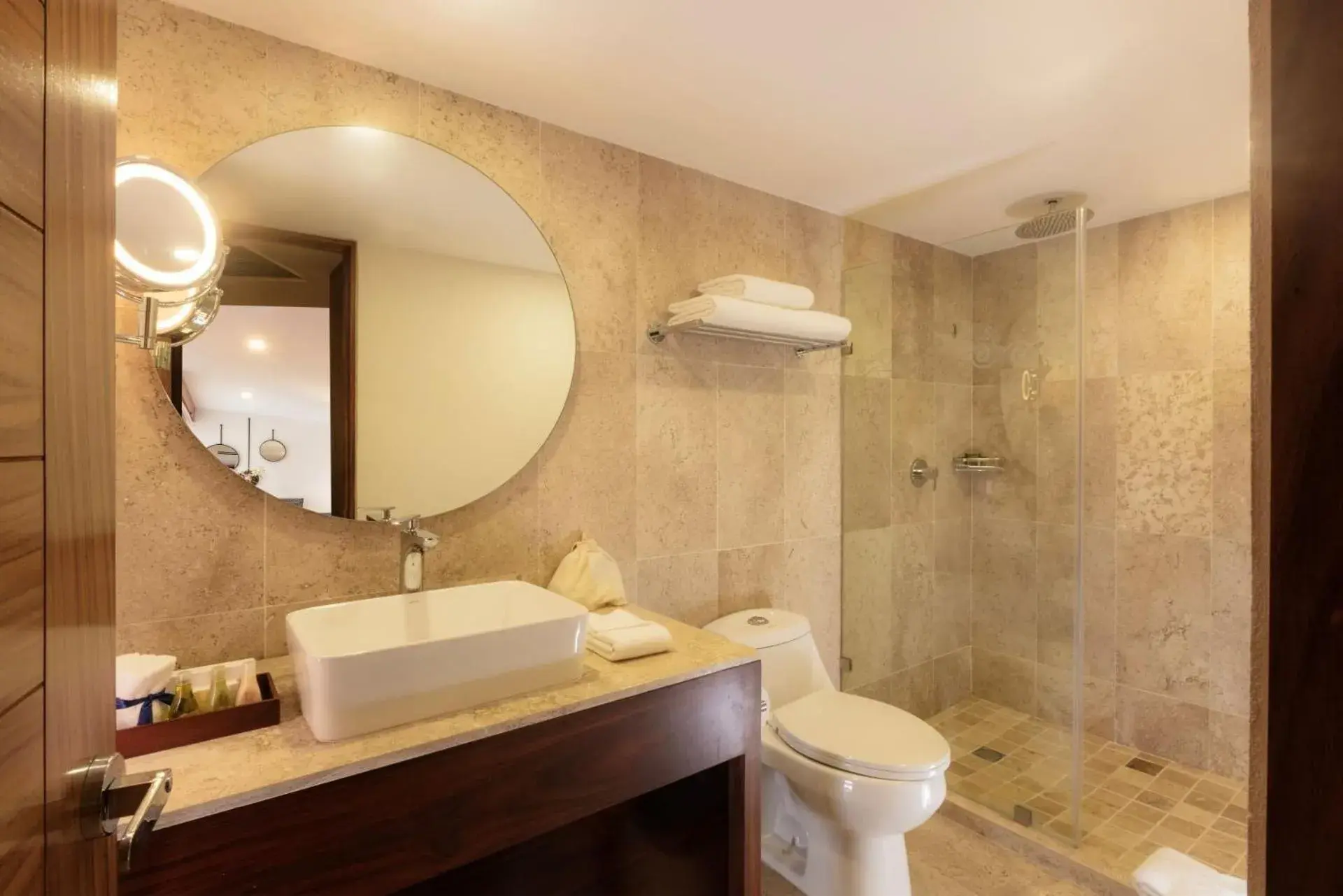 Honeymoon Suite with Jacuzzi - single occupancy - Ocean Front in Buenaventura Grand Hotel & Great Moments - All Inclusive Honeymoon Suite with Jacuzzi - single occupancy - Ocean Front in Buenaventura Grand Hotel & Great Moments - All Inclusive