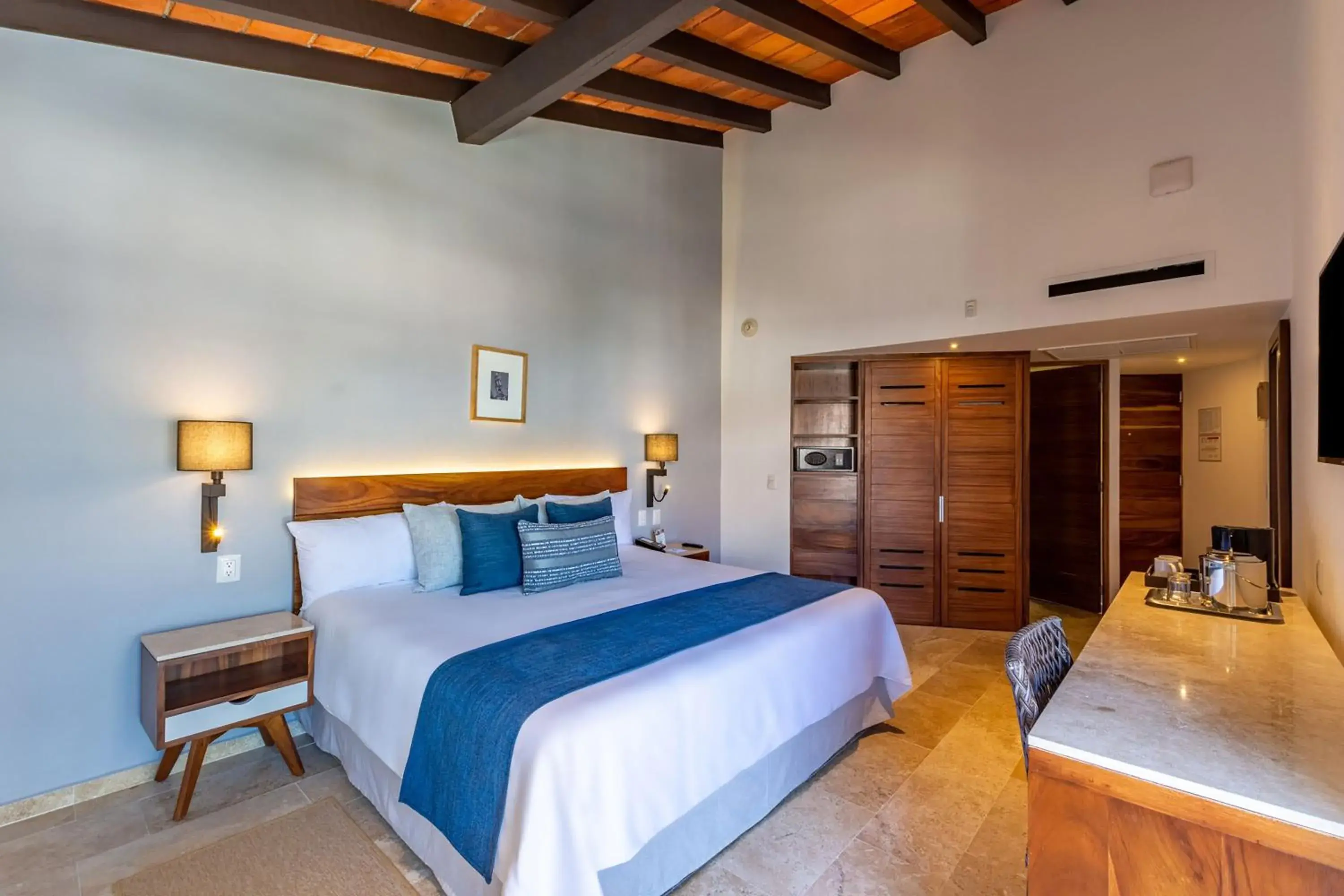 Deluxe King Room with Ocean View - single occupancy in Buenaventura Grand Hotel & Great Moments - All Inclusive Deluxe King Room with Ocean View - single occupancy in Buenaventura Grand Hotel & Great Moments - All Inclusive