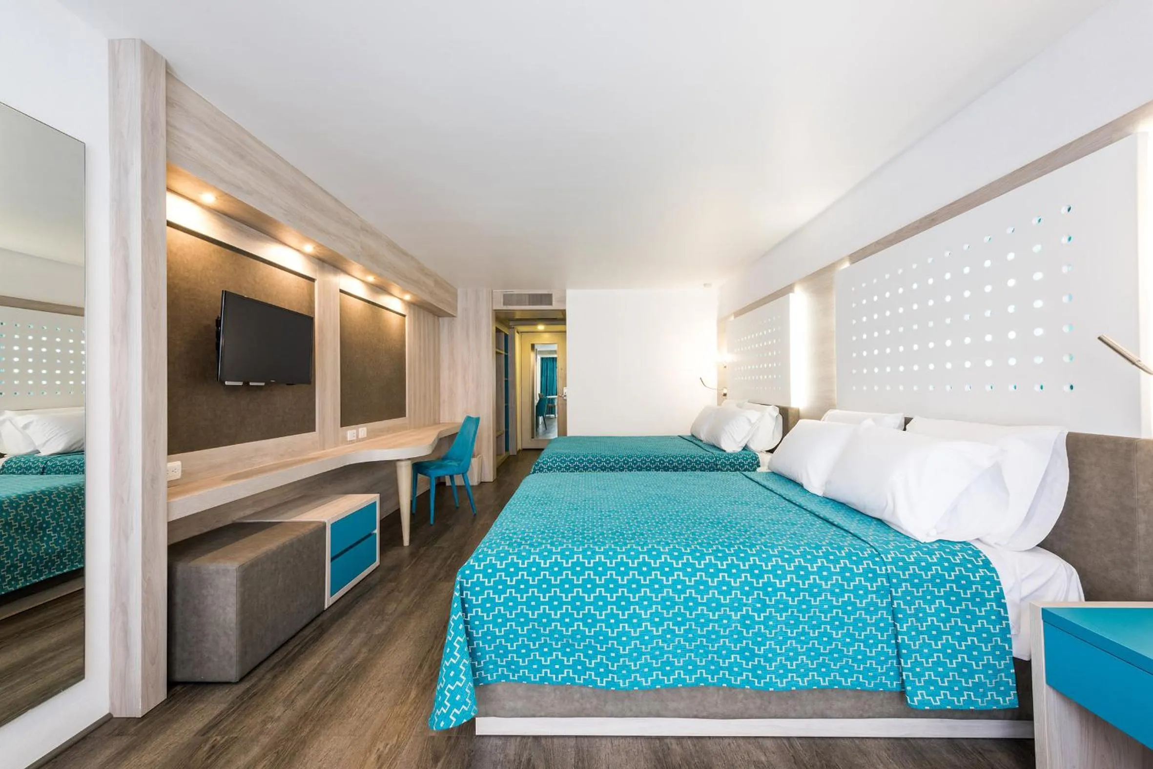 Photo of the whole room, Bed in Hotel Casa Blanca