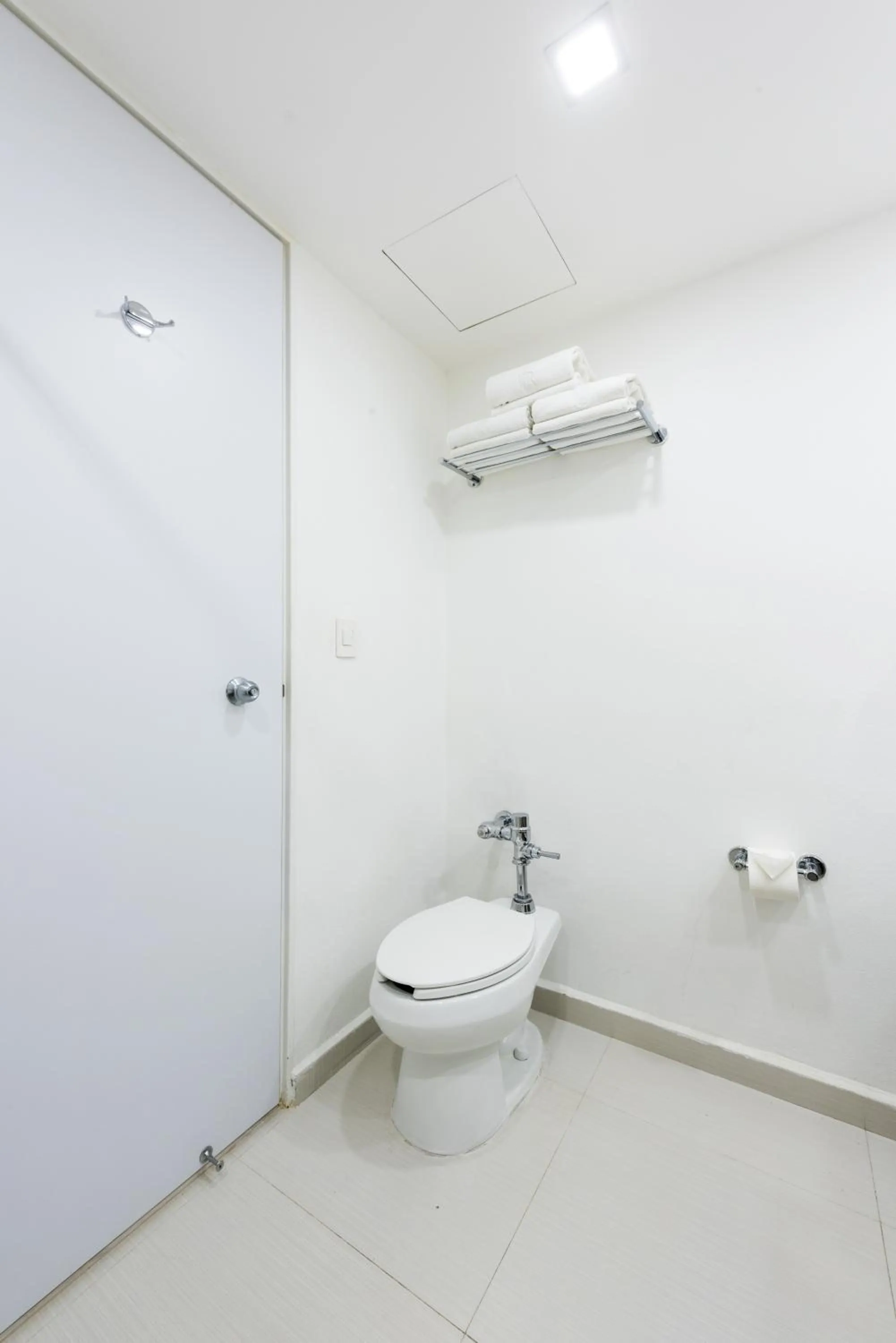 Toilet in Hotel Casa Blanca