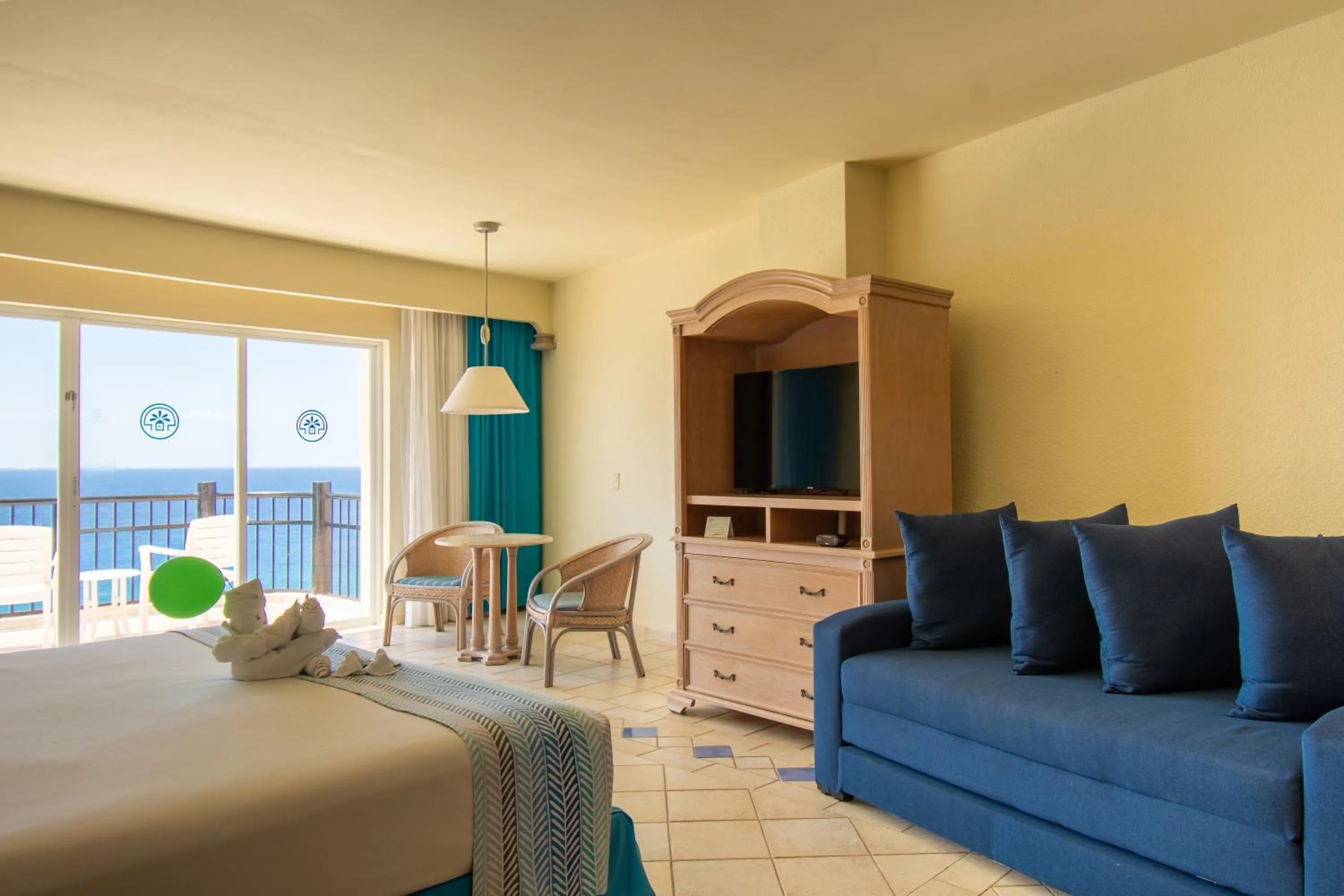 Bird's eye view, Bed in El Cozumeleño Beach Resort - All Inclusive