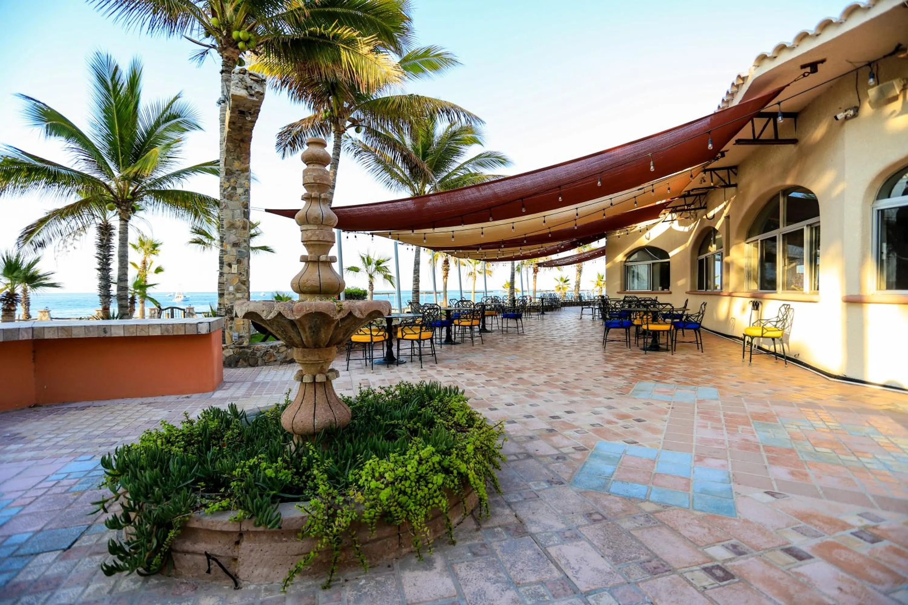 Restaurant/places to eat in Buena Vista Oceanfront & Hot Springs Resort