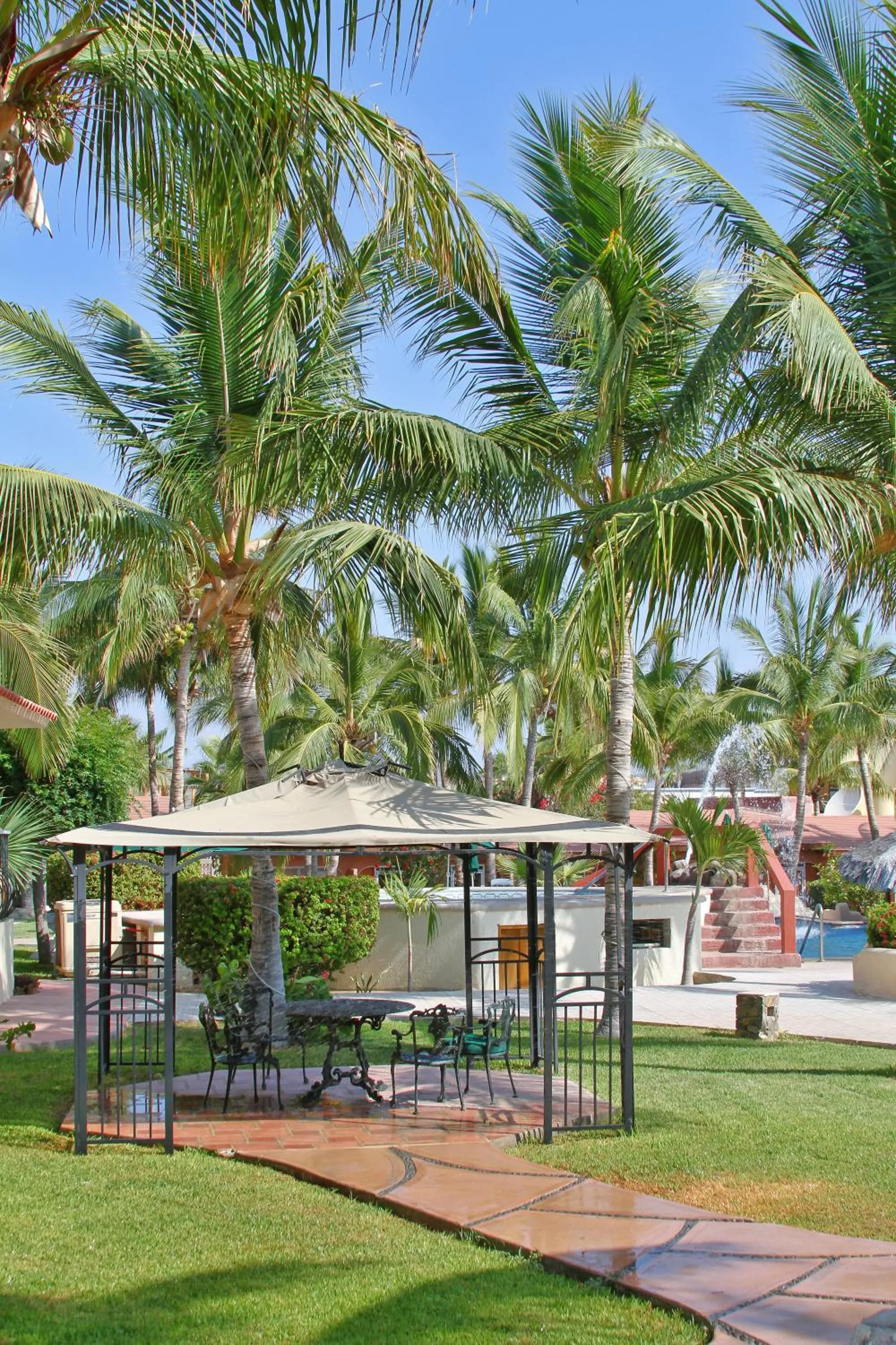 Patio in Buena Vista Oceanfront & Hot Springs Resort