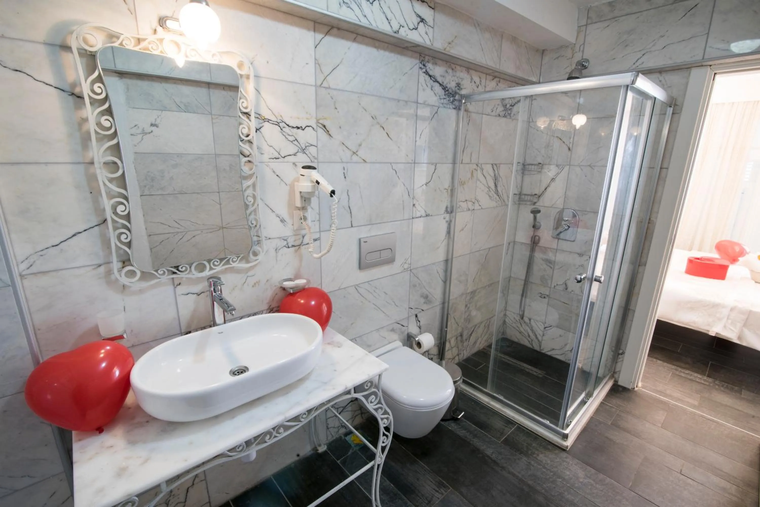 Bathroom in Büyükada Port Hotel