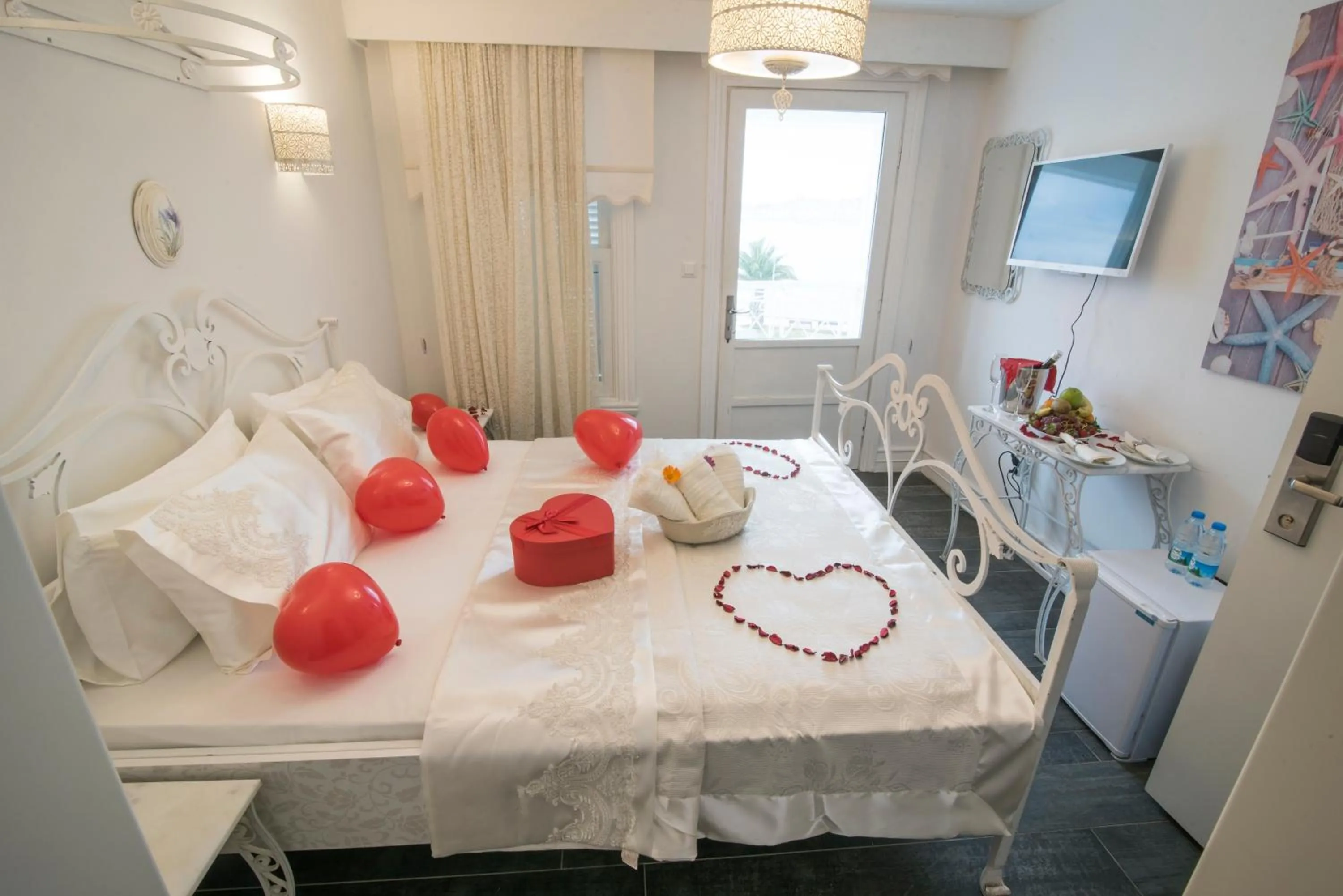 Area and facilities in Büyükada Port Hotel