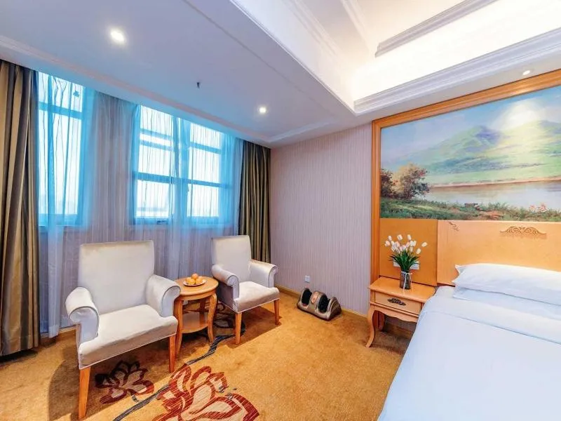Bed in Vienna International Hotel Zhuzhou Railway Station Central Plaza