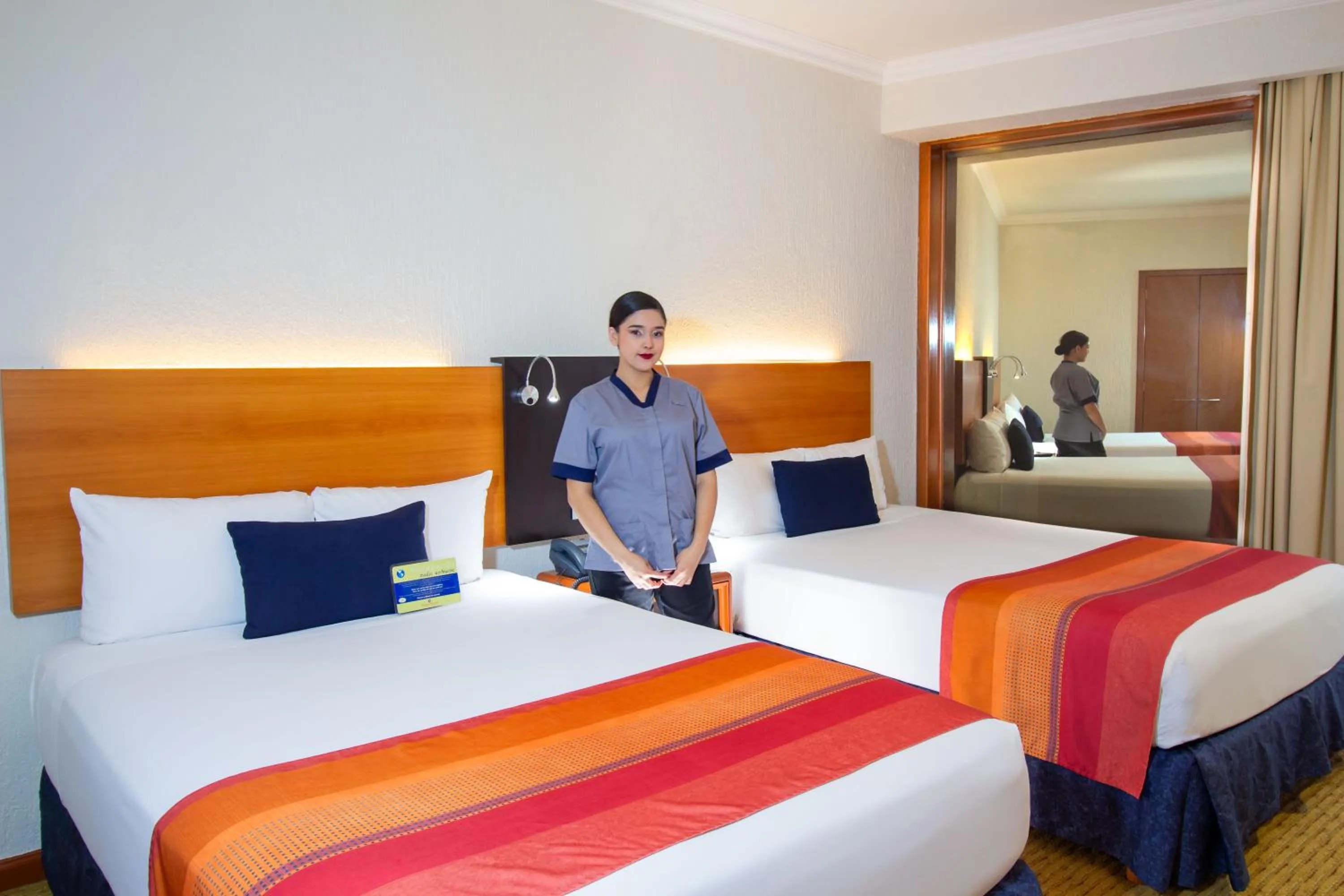 Photo of the whole room, Bed in Hotel Guadalajara Plaza Expo