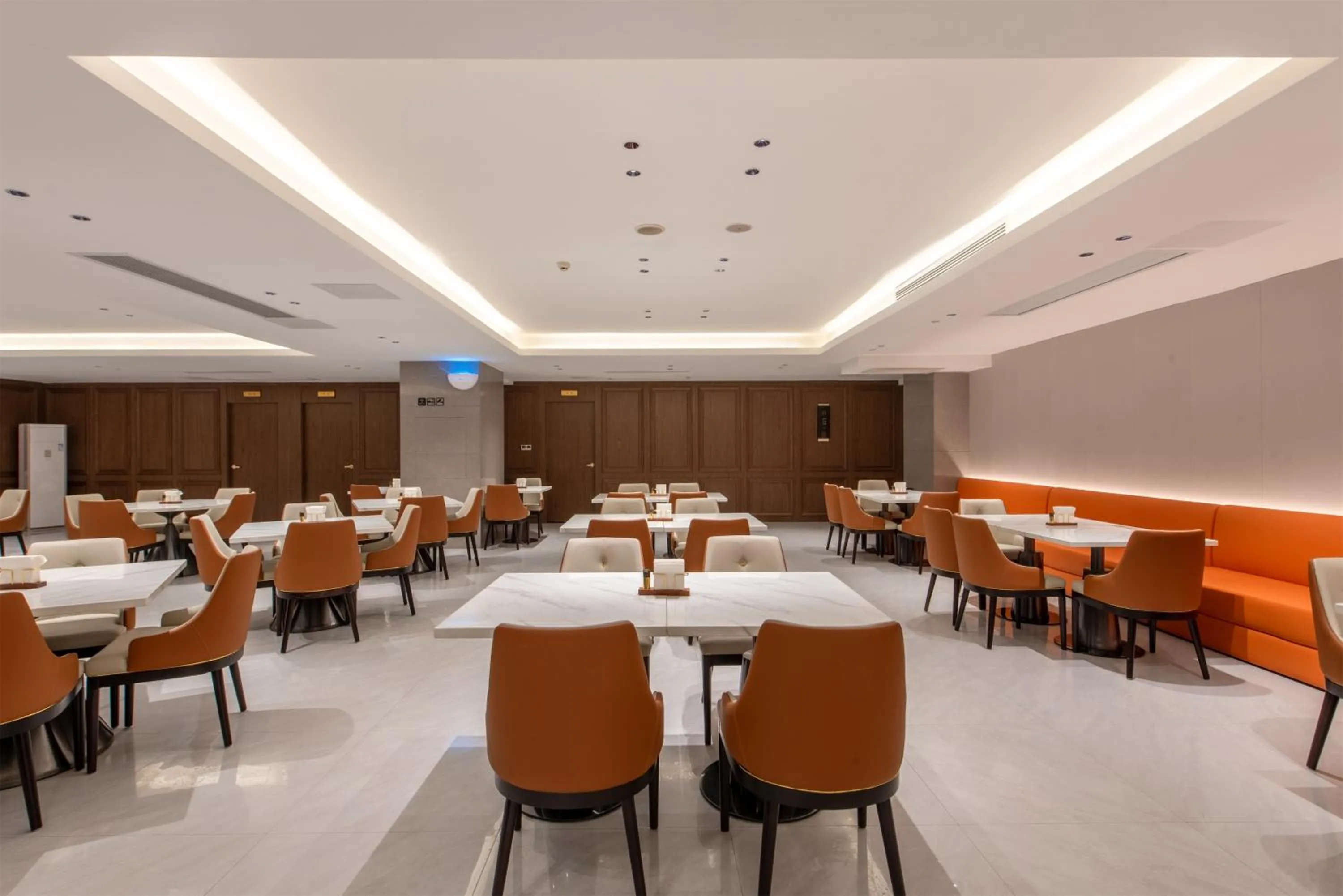 Restaurant/places to eat in Vienna International Hotel Guangzhou Baiyun International Conference Center